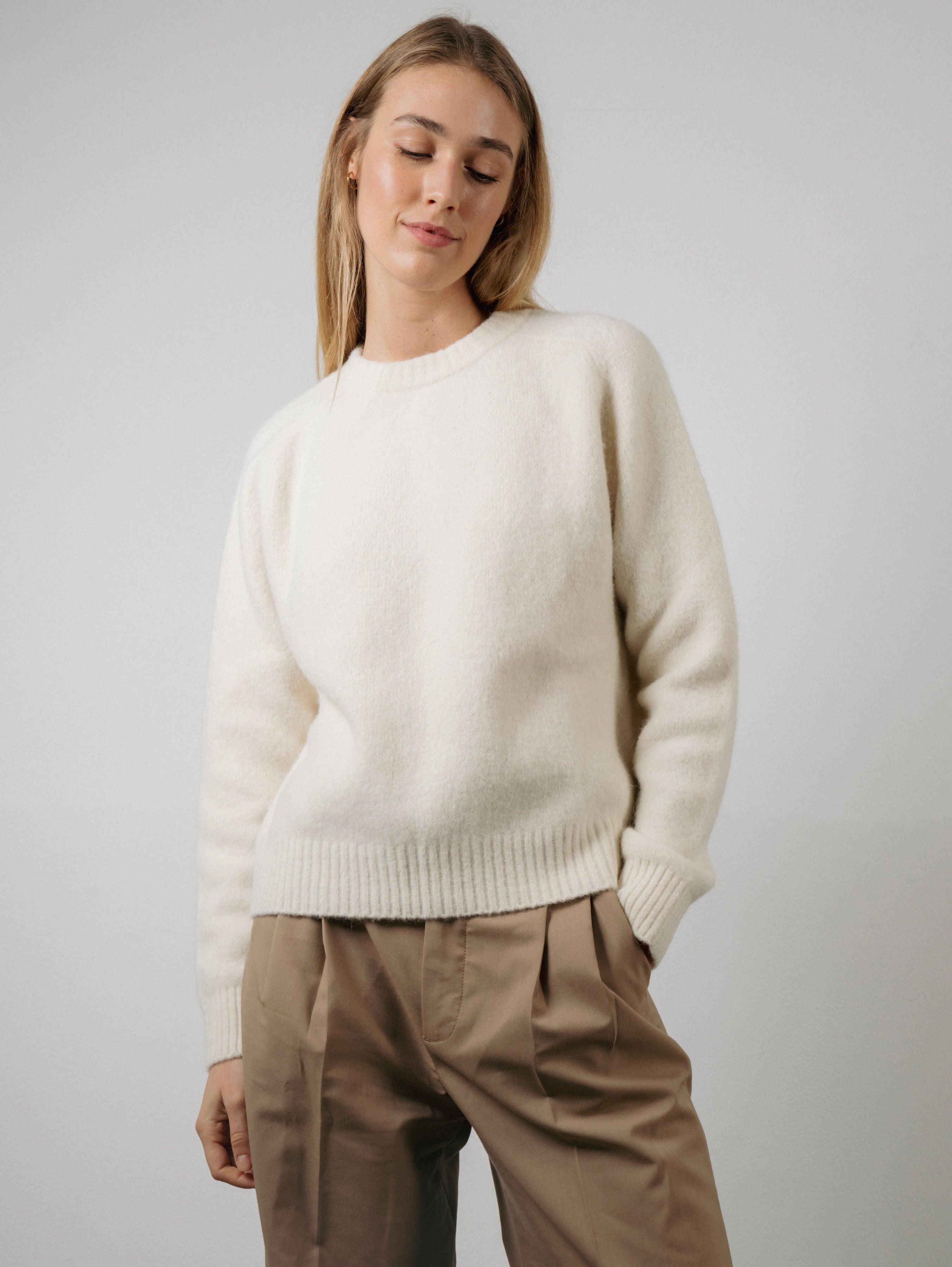 PATRICIA SWEATER IN MILK FOAM