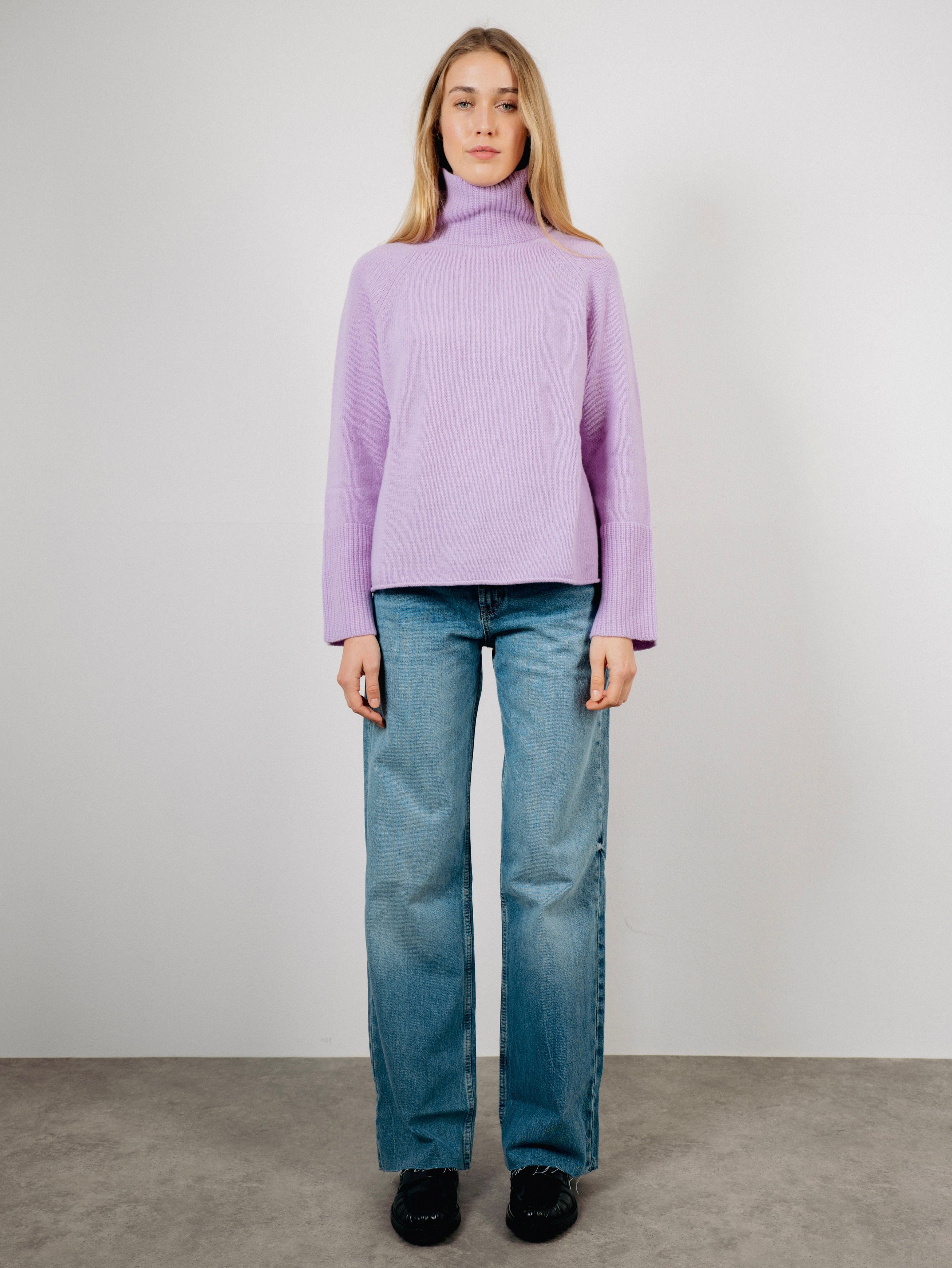 PIPPA SWEATER IN GENTLE LILAC