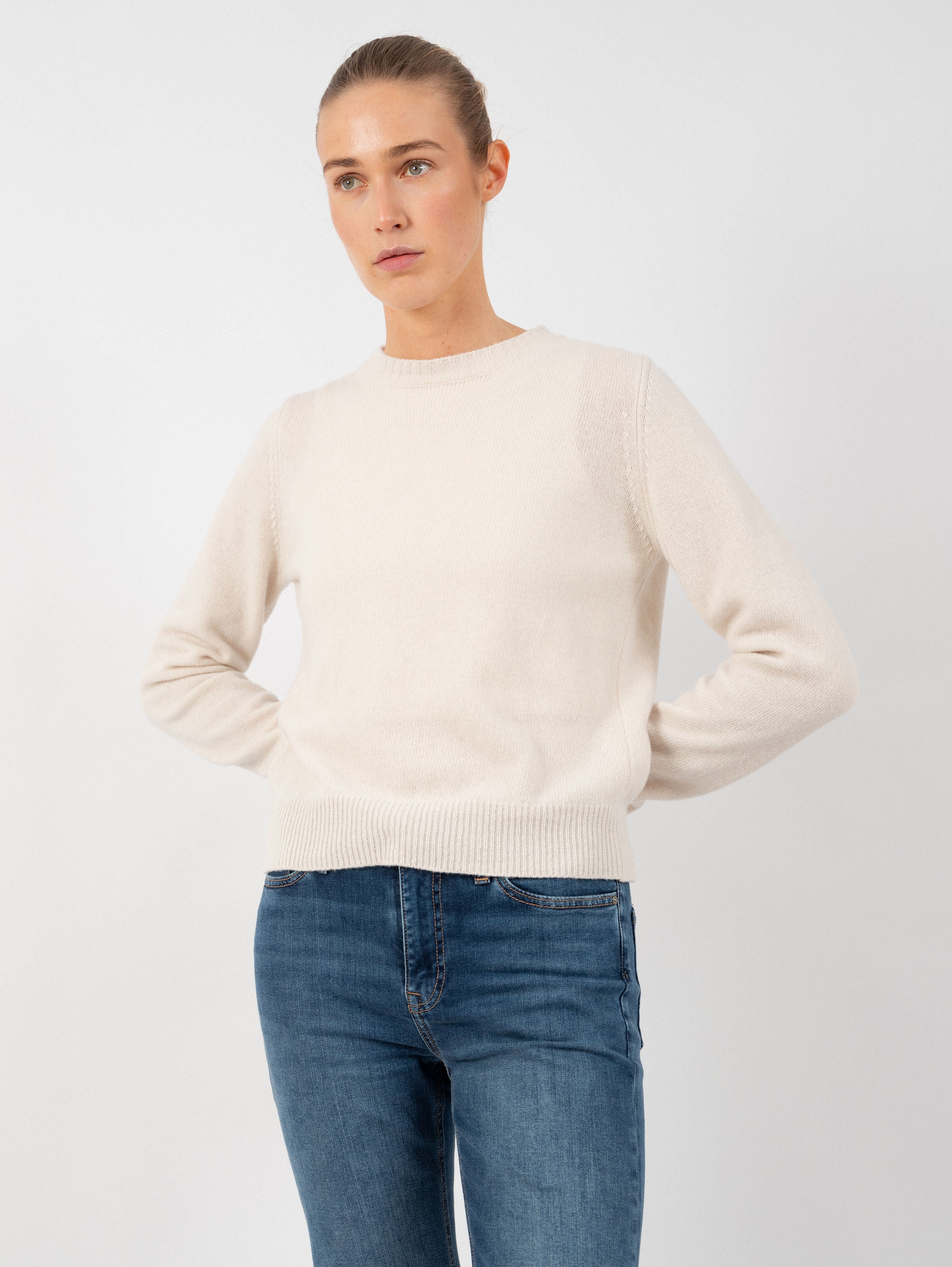 THERESA SWEATER IN VANILLA
