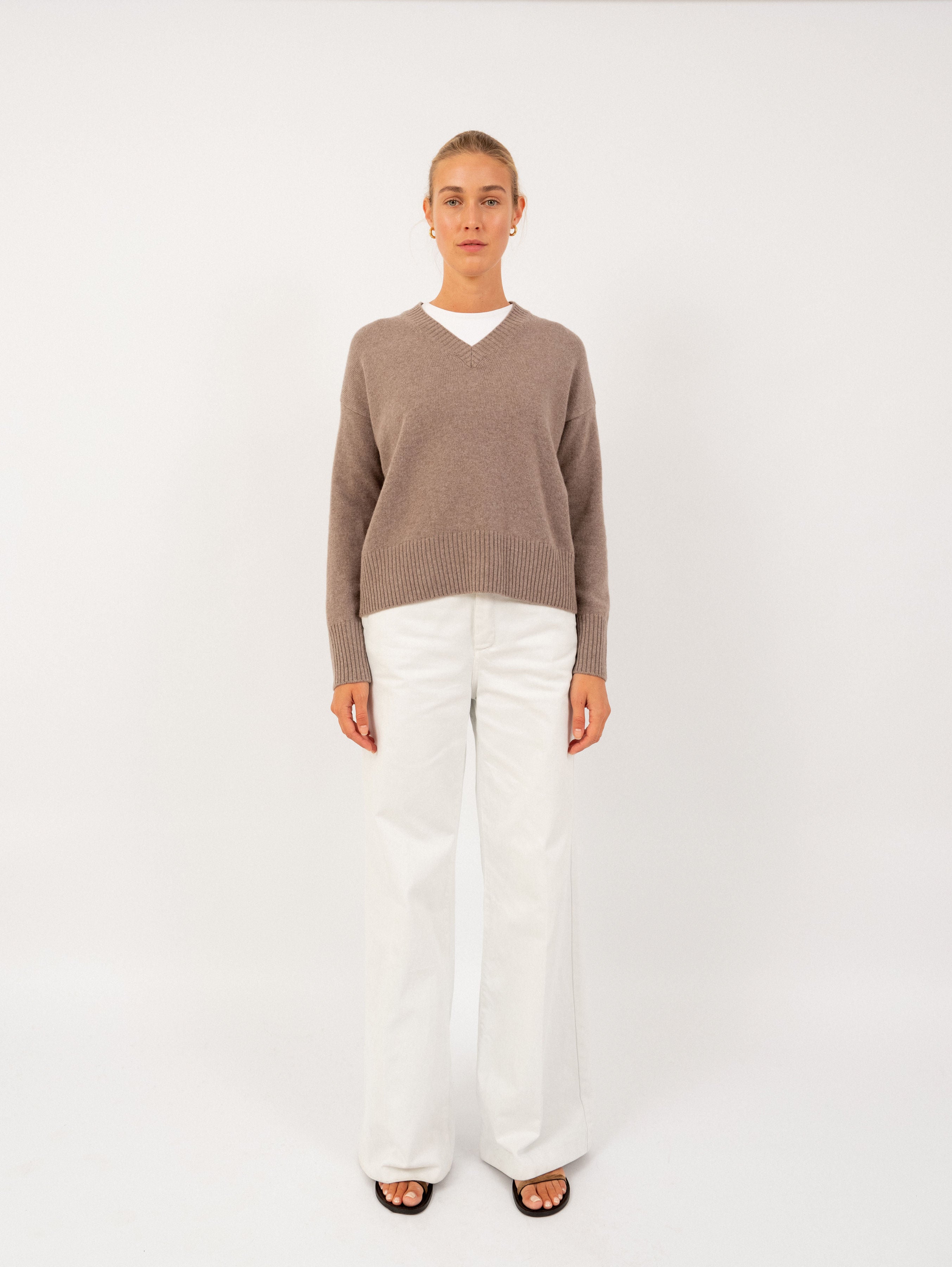 VALERIE SWEATER IN TIMELESS TAUPE