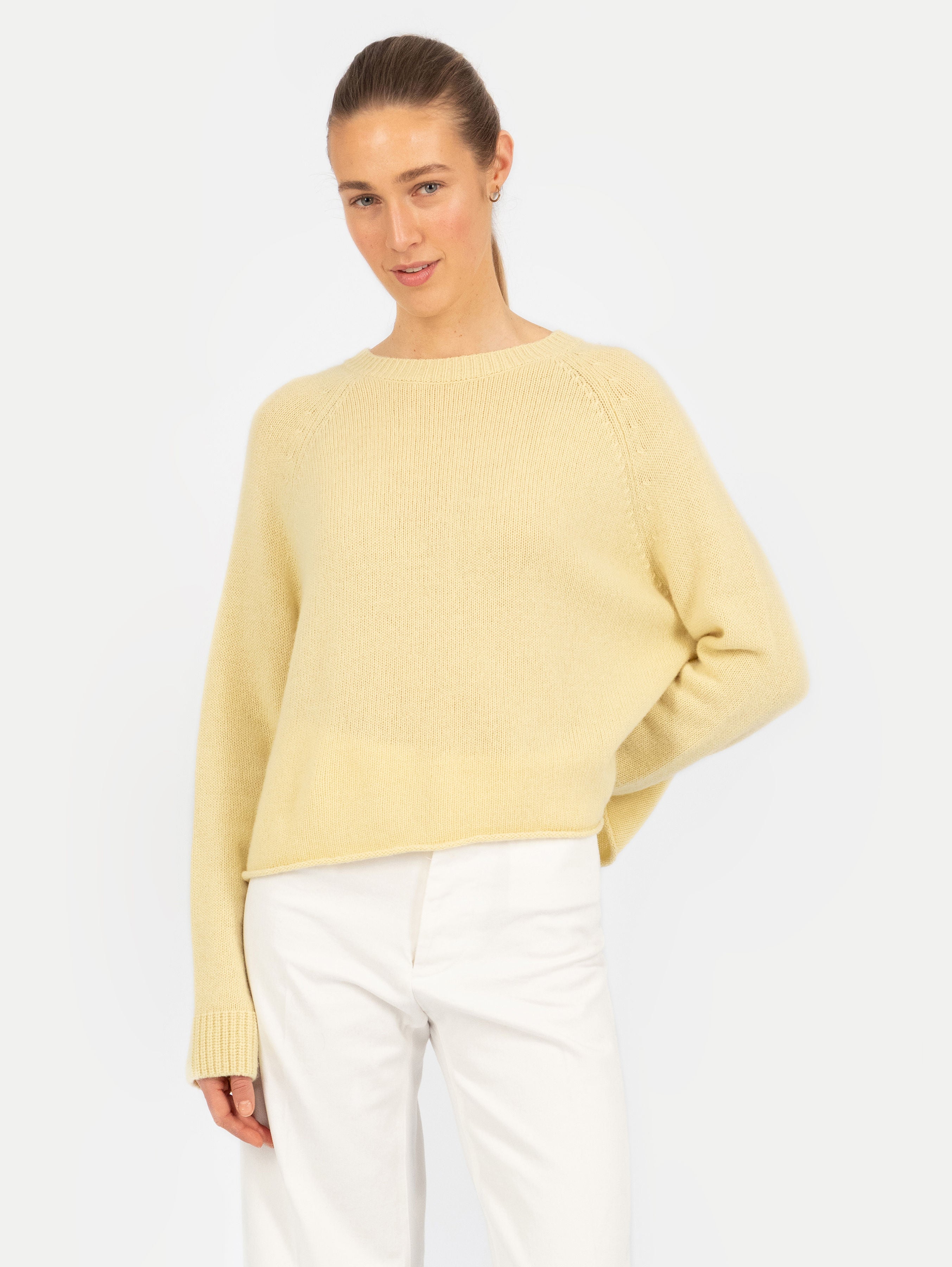 GINA SWEATER IN LIME