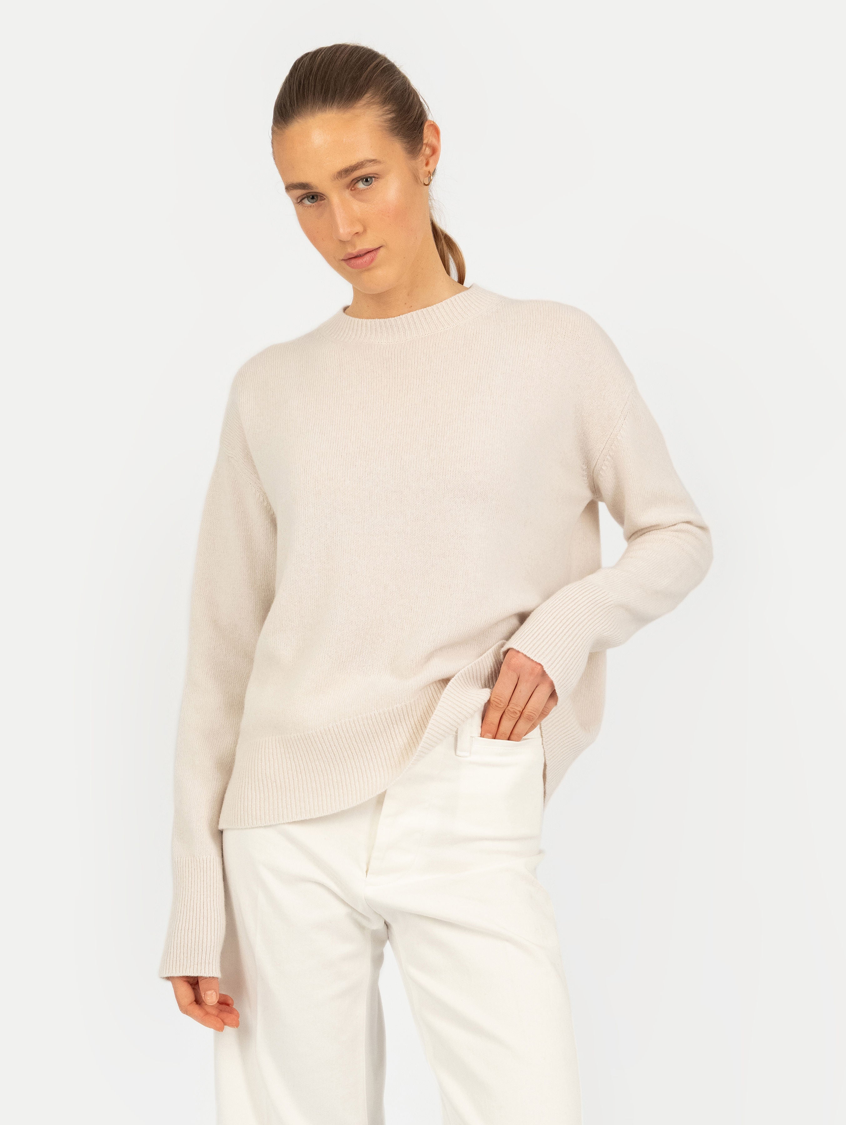 CLEO SWEATER IN VANILLA