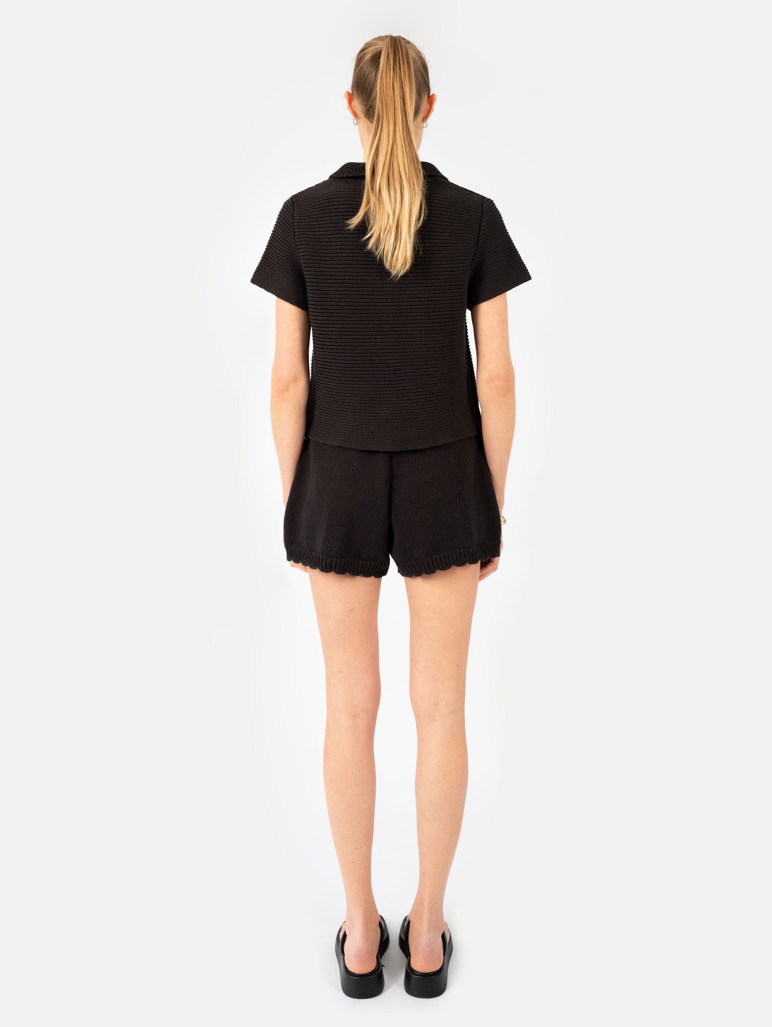 AVA SHORTS IN NIGHT