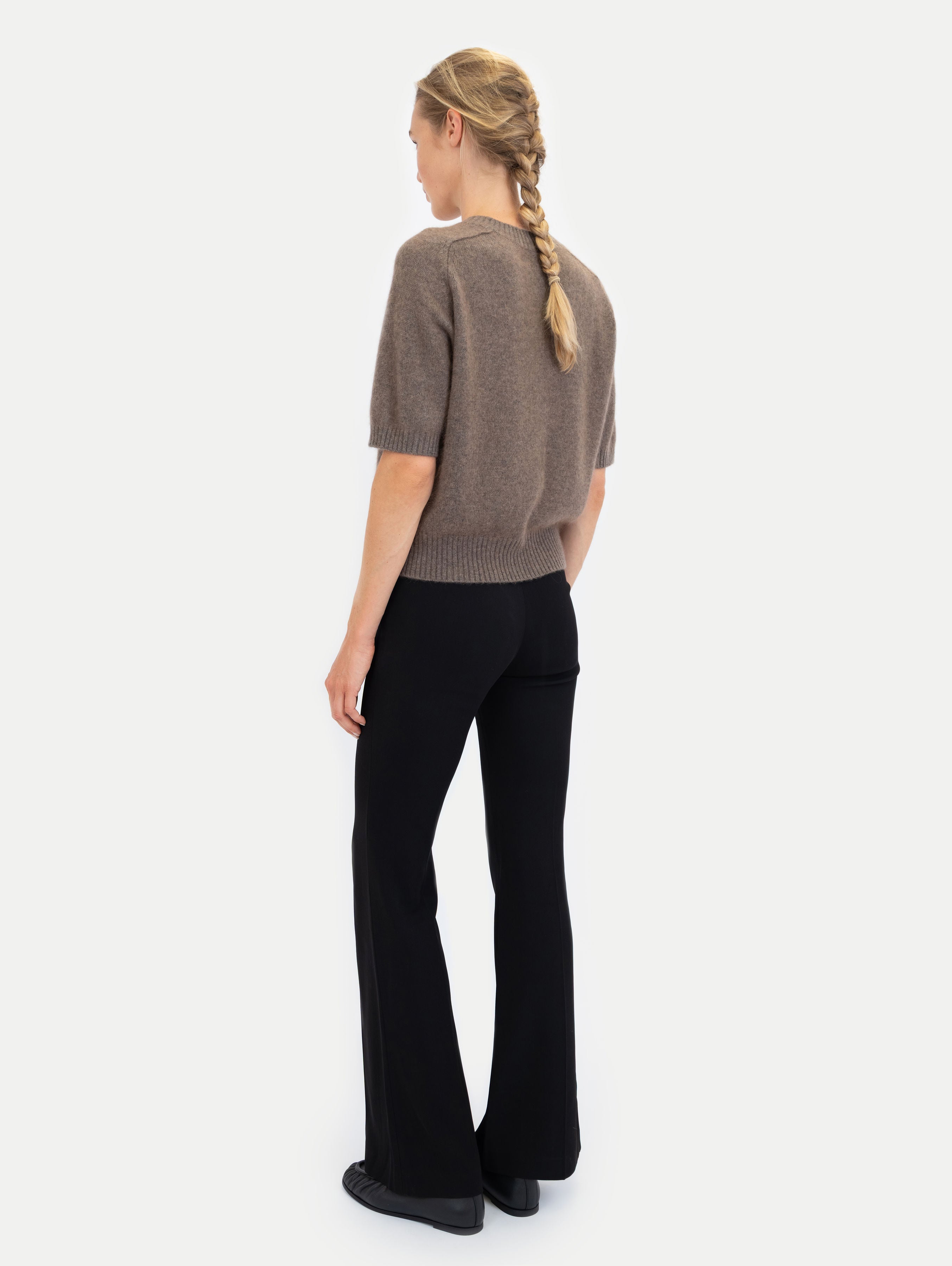 ANITA BRUSHED SWEATER IN SOFT NOUGAT