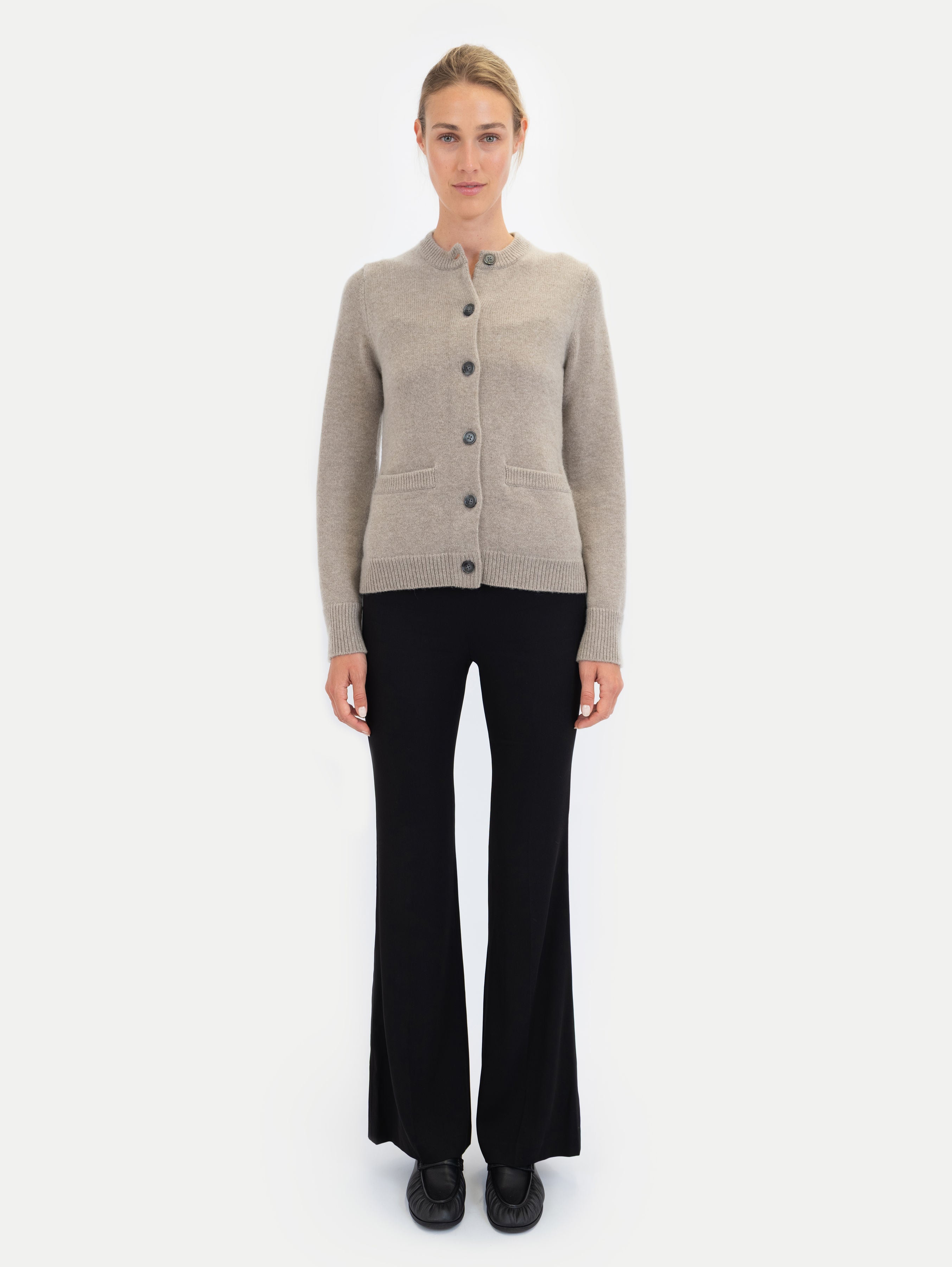 DEA CARDIGAN IN ALMOND POWDER