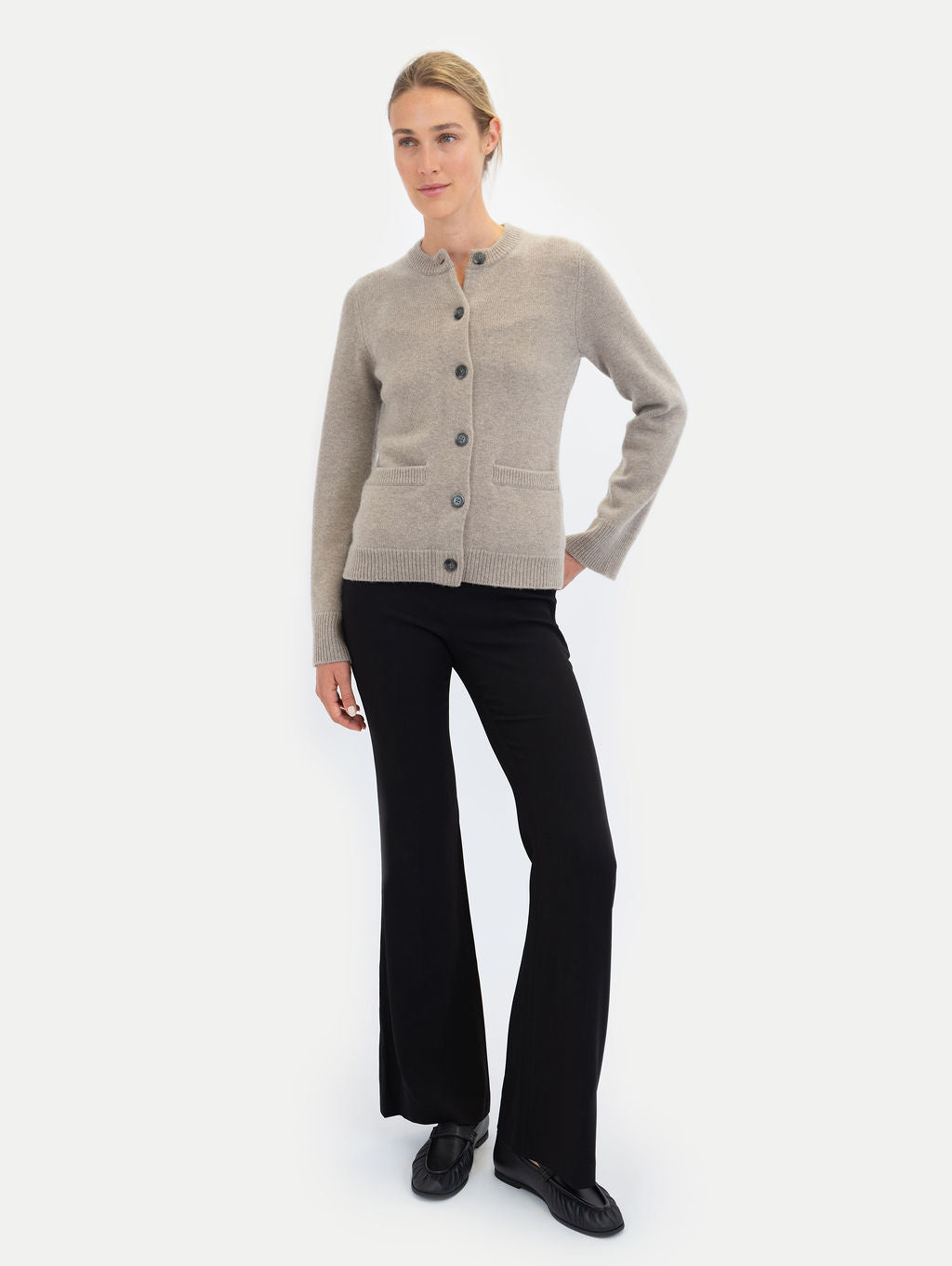DEA CARDIGAN IN ALMOND POWDER