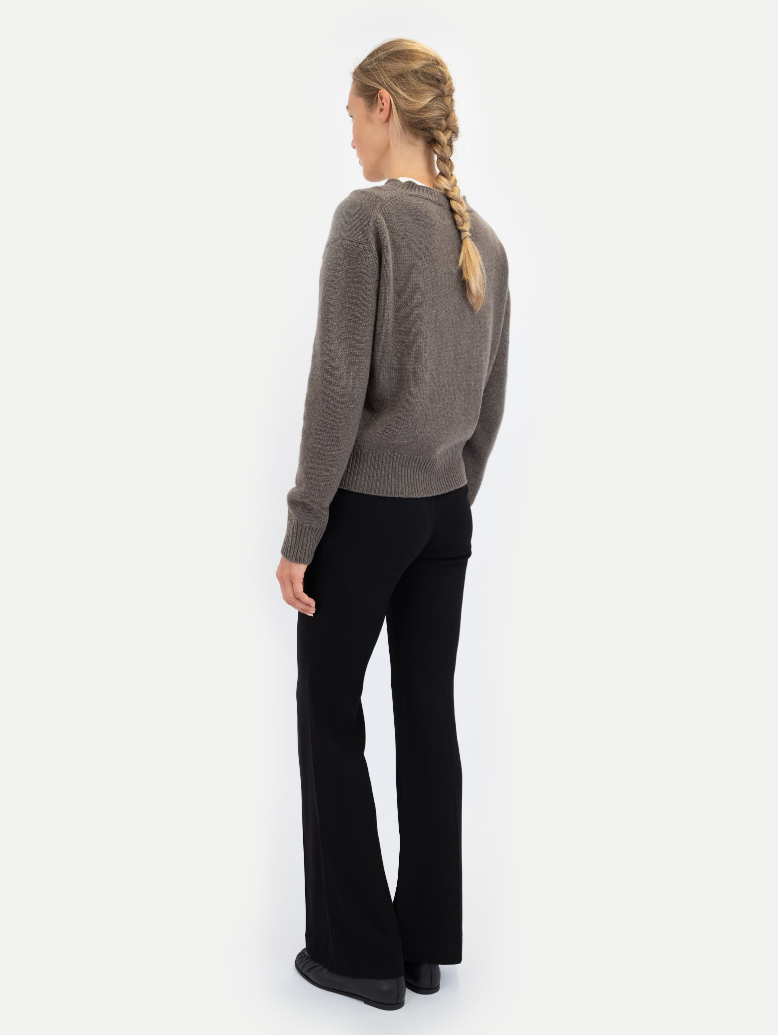 VIOLET SWEATER IN NOUGAT