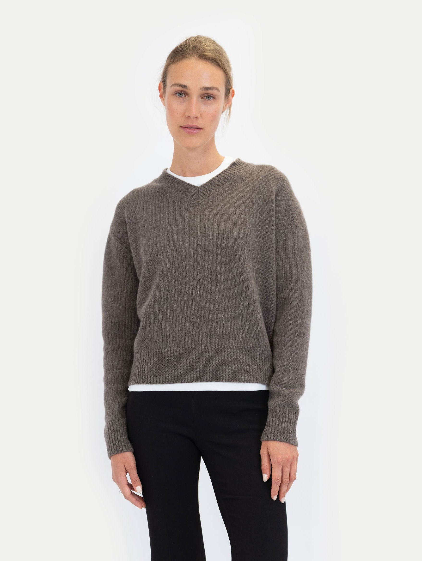 VIOLET SWEATER IN NOUGAT