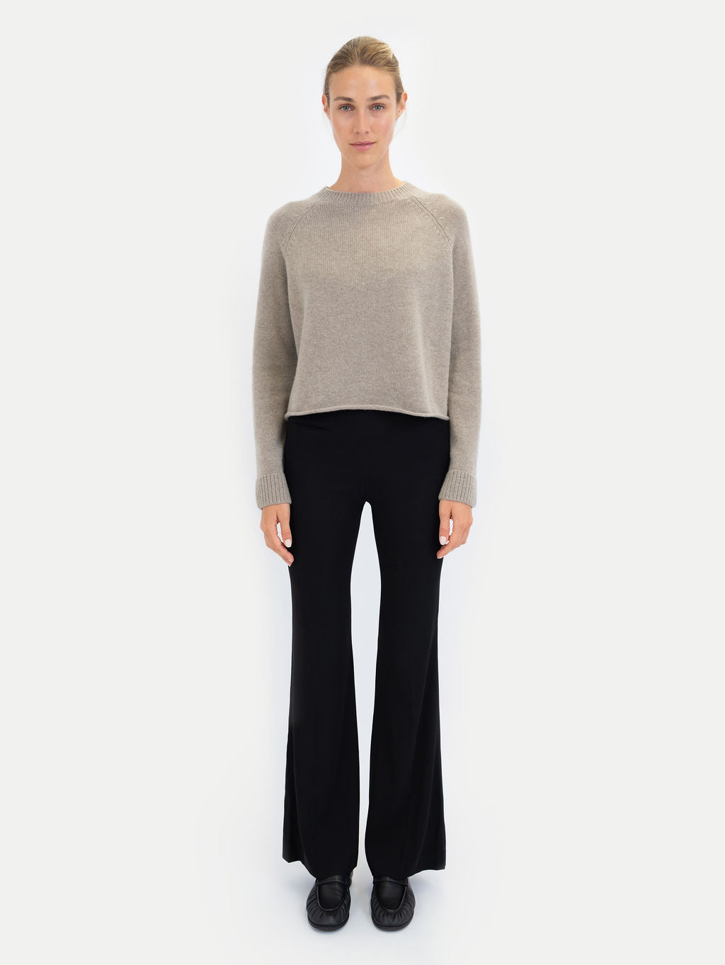 GINA SWEATER IN ALMOND POWDER