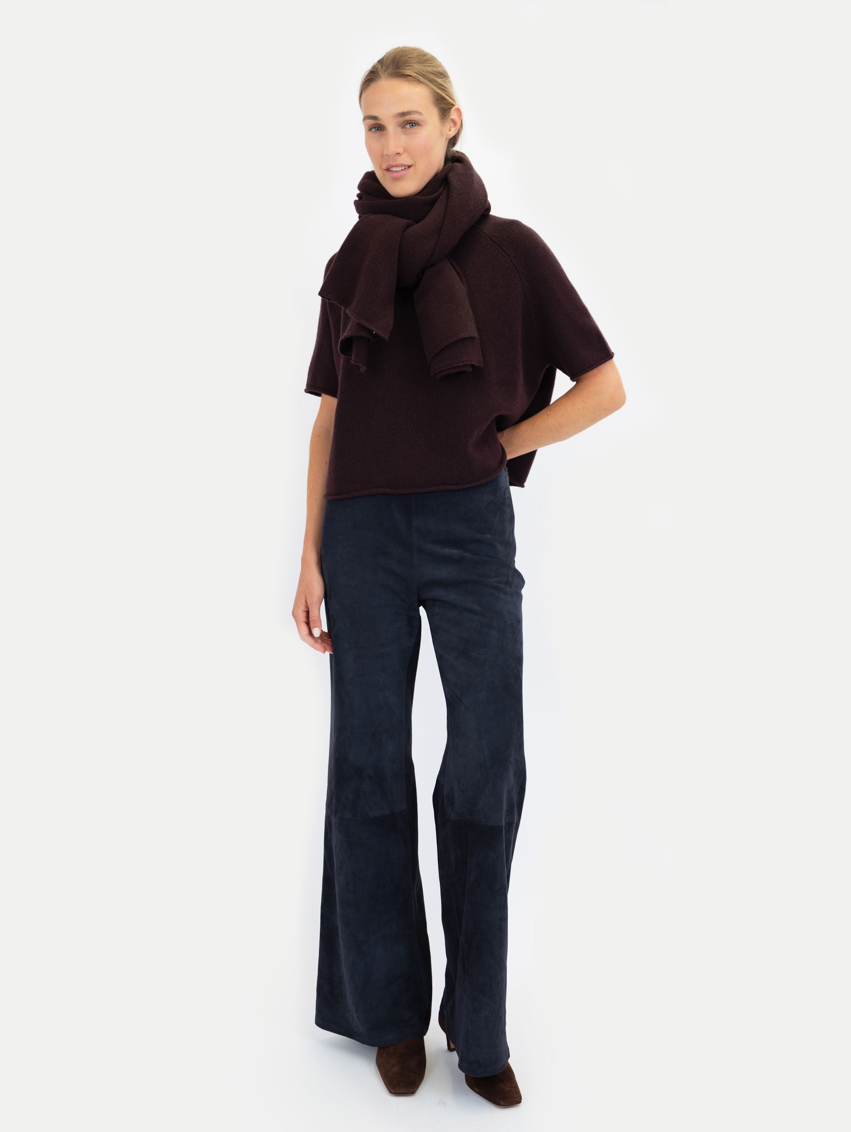 CARLA SCARF IN MELANZANE