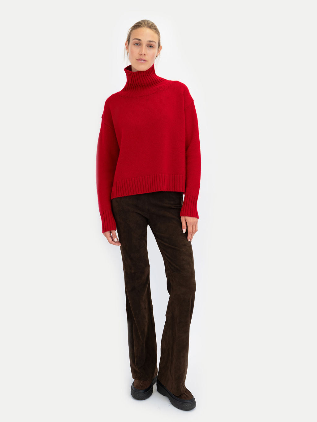 EMMA SWEATER IN HOT DATE