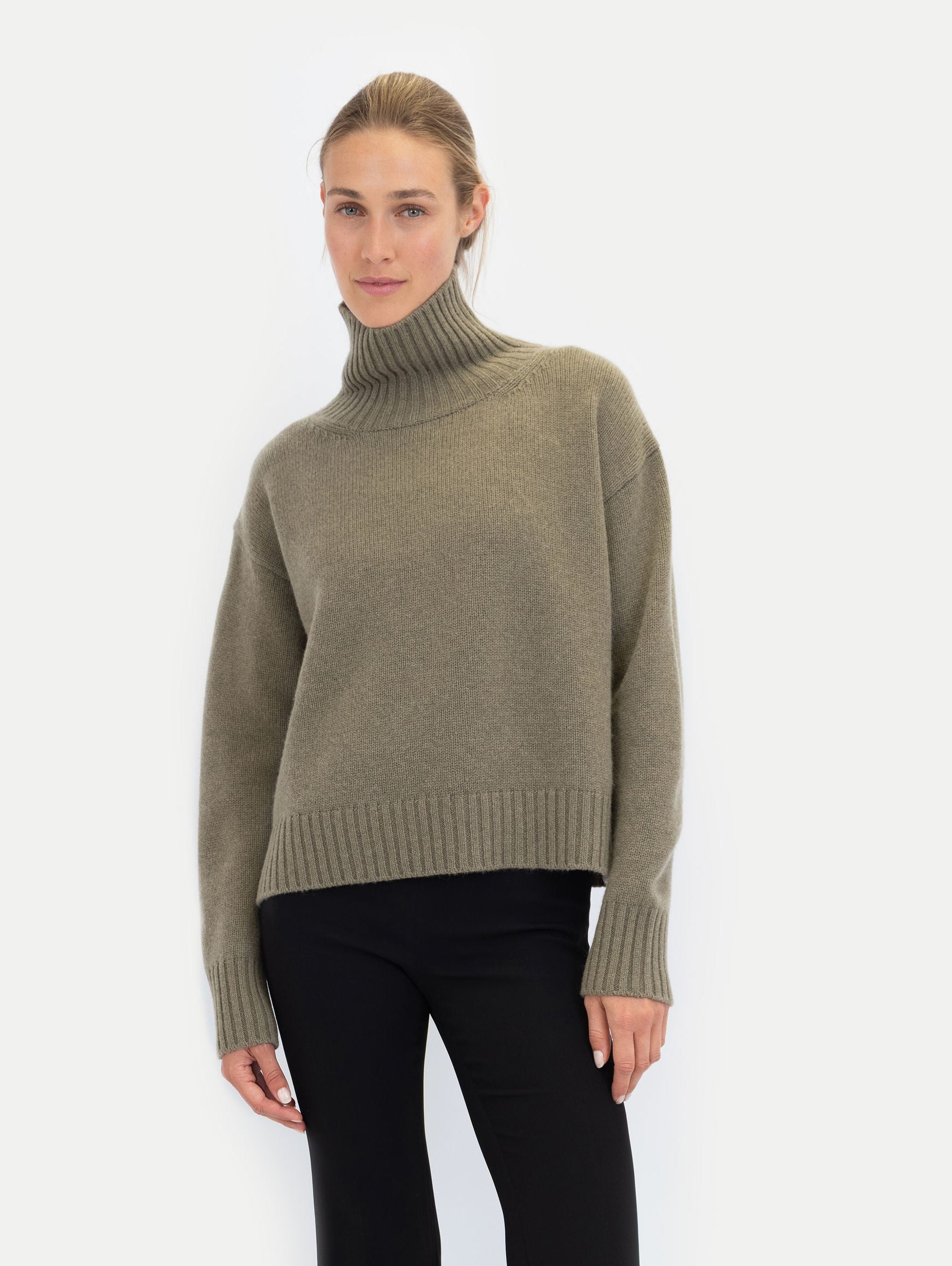 EMMA SWEATER IN BREEN