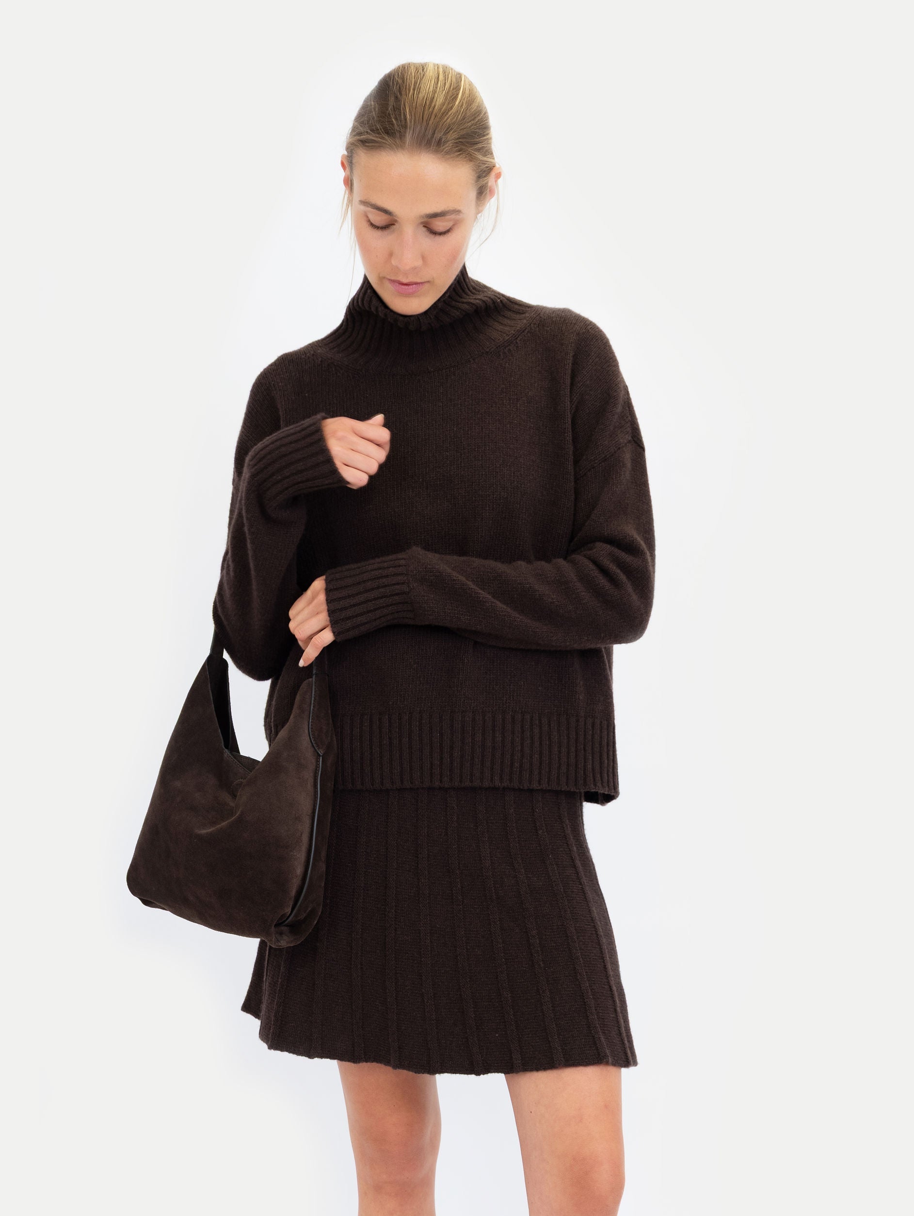 GWEN SKIRT IN MIDNIGHT ESPRESSO