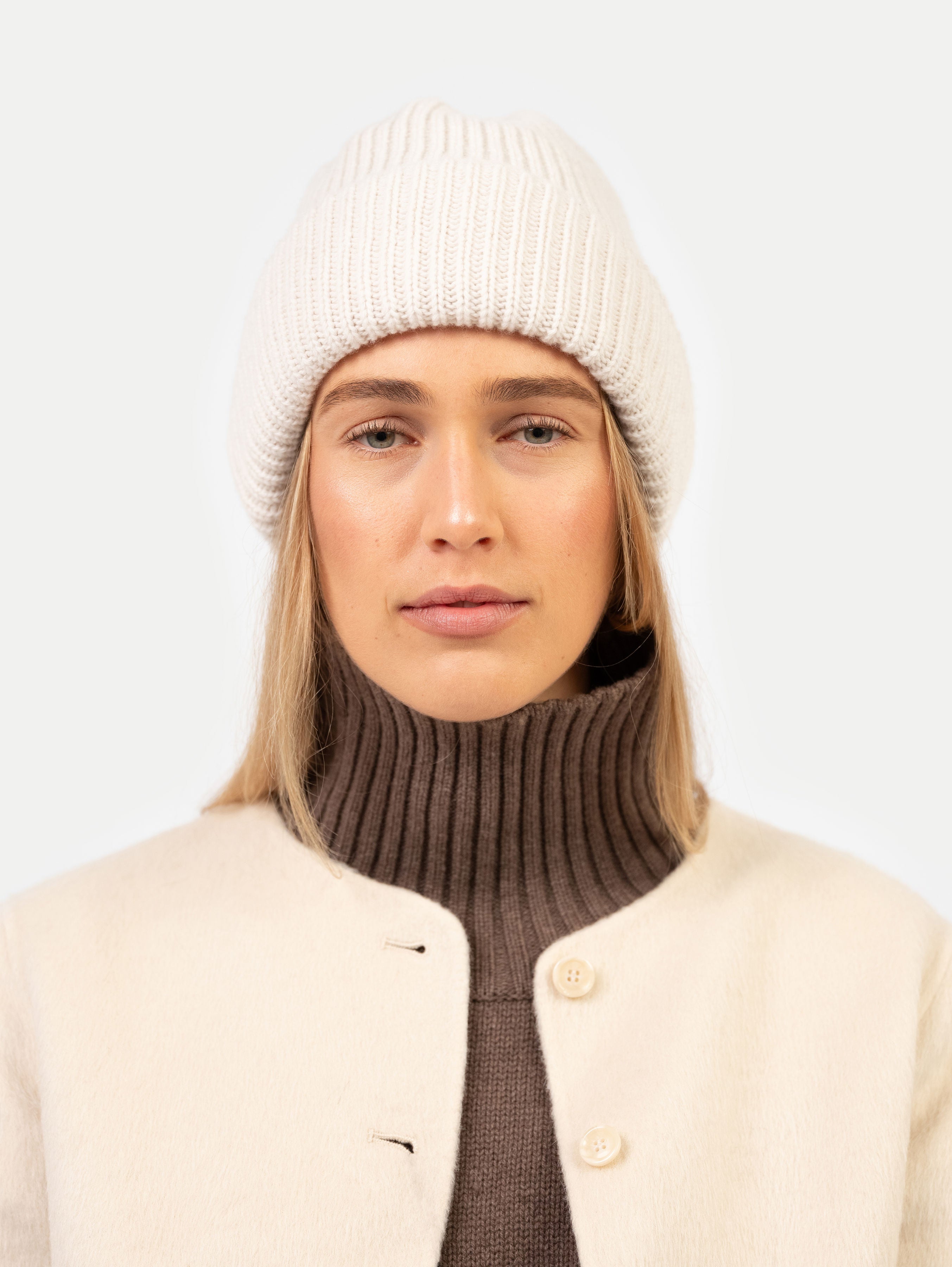 CHARLY BEANIE IN VANILLA