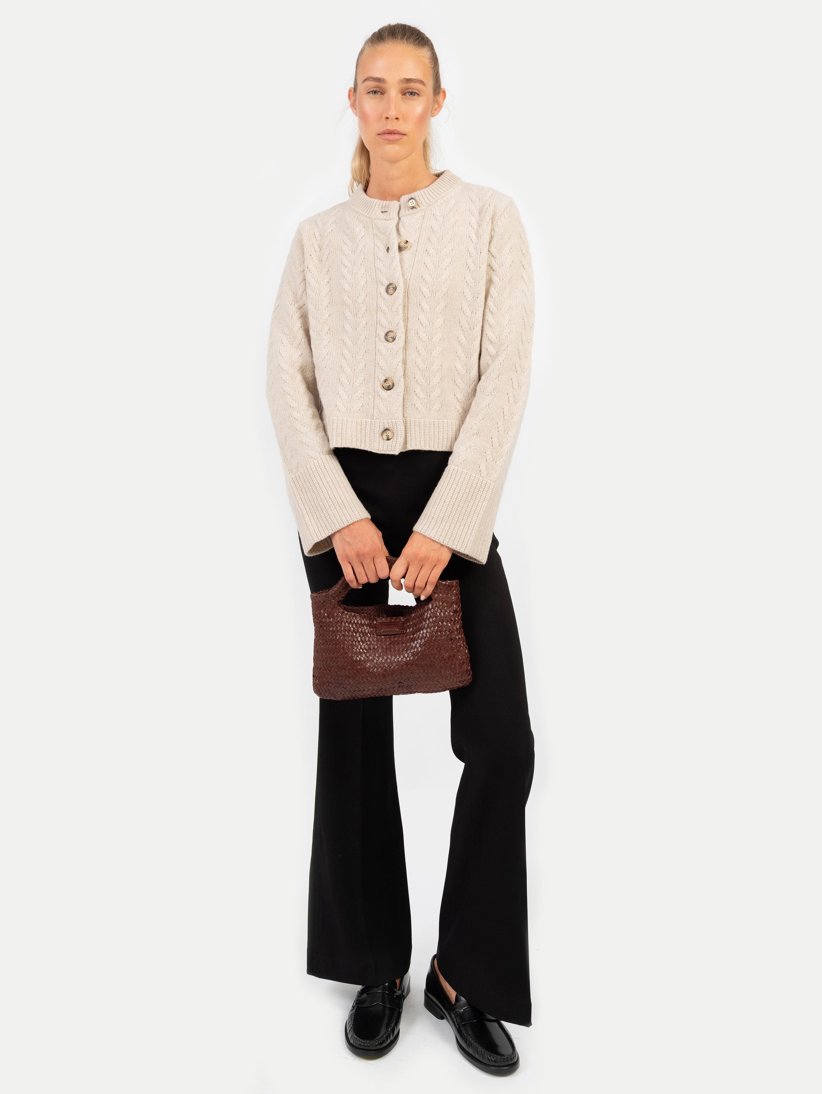 LILLY CABLE CARDIGAN IN SAND