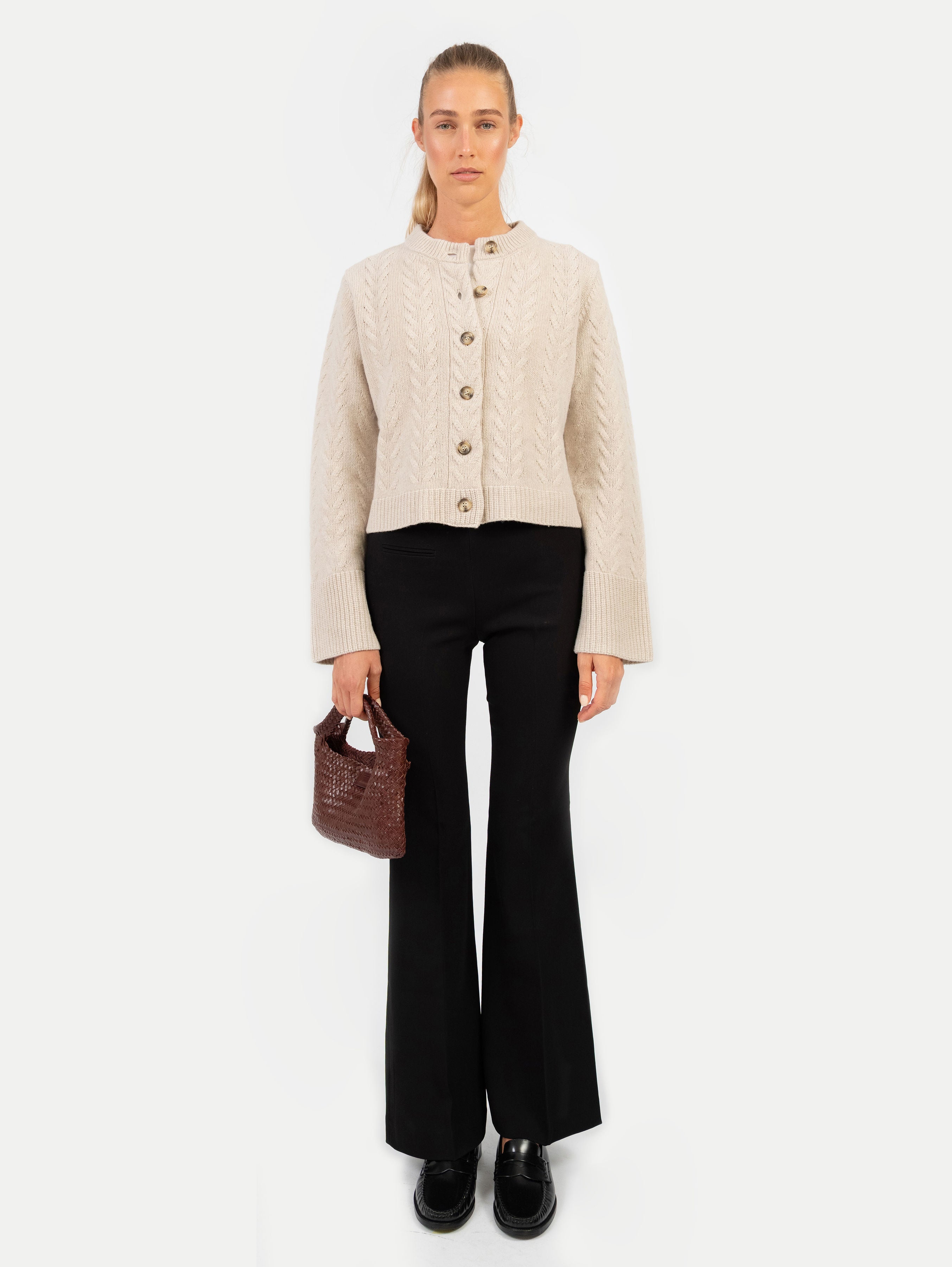 LILLY CABLE CARDIGAN IN SAND