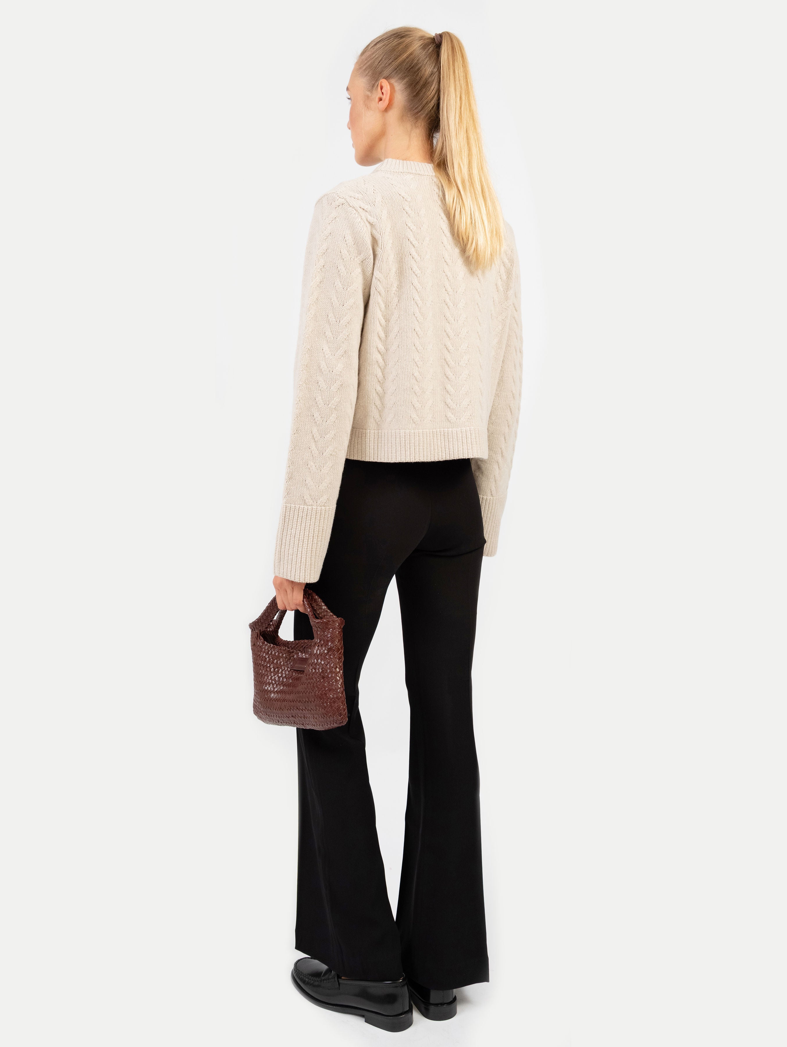 LILLY CABLE CARDIGAN IN SAND