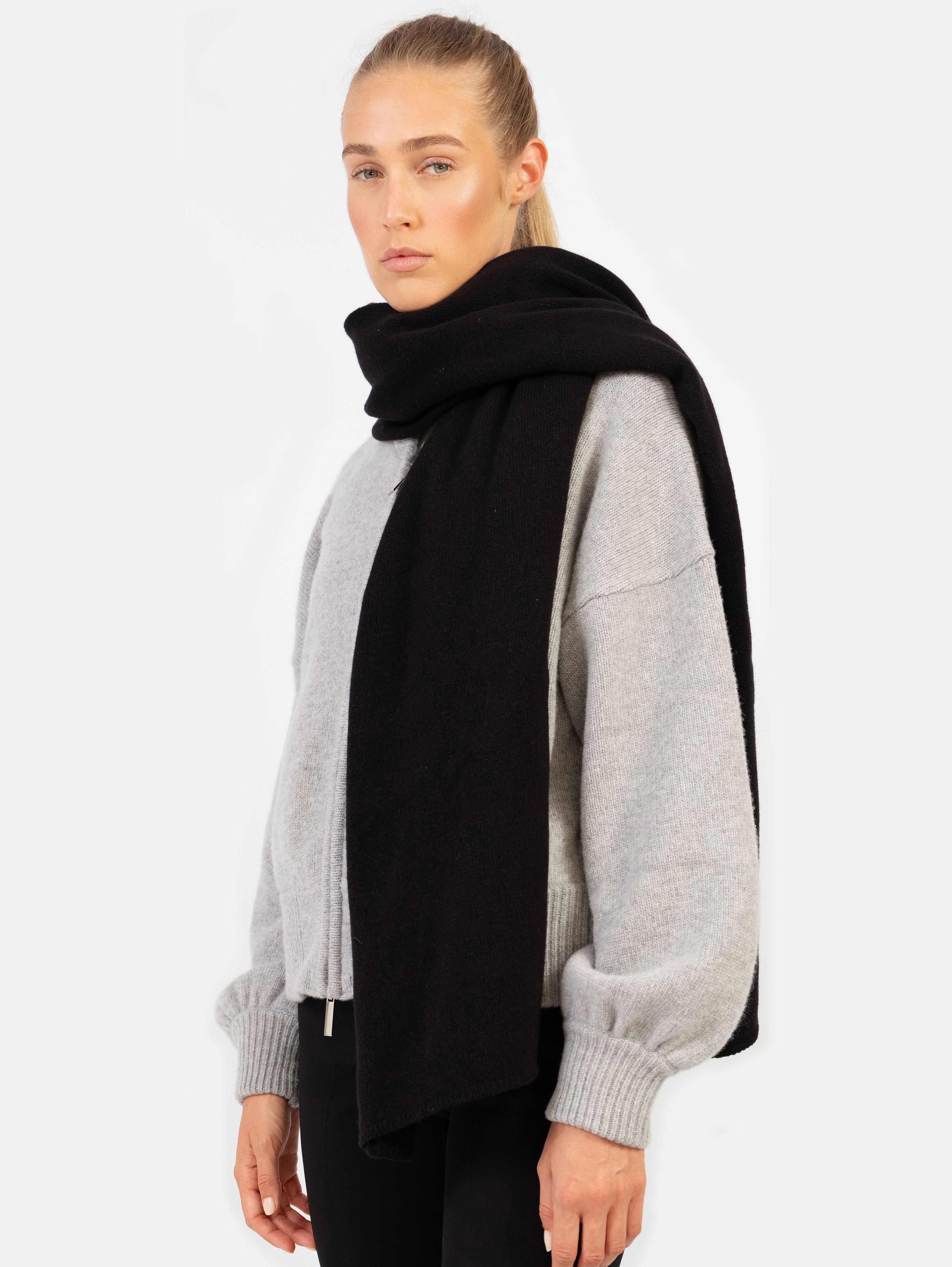 CARLA SCARF IN NIGHT