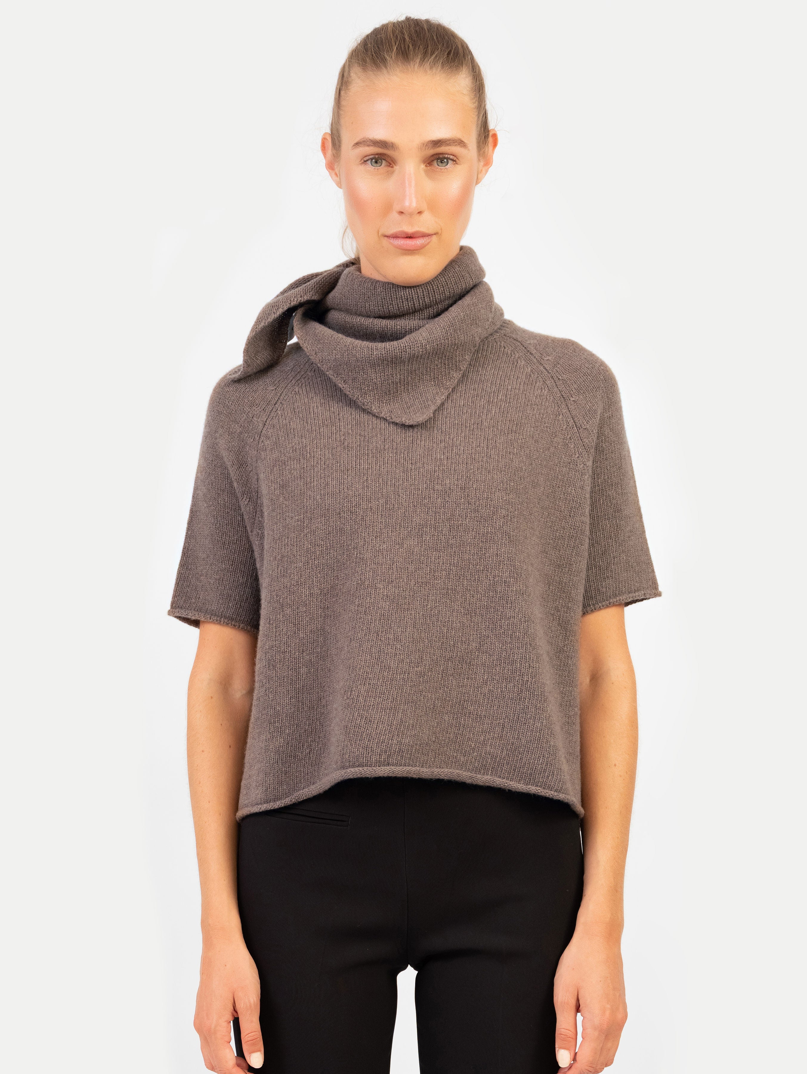 CARA SCARF IN DARK NOUGAT
