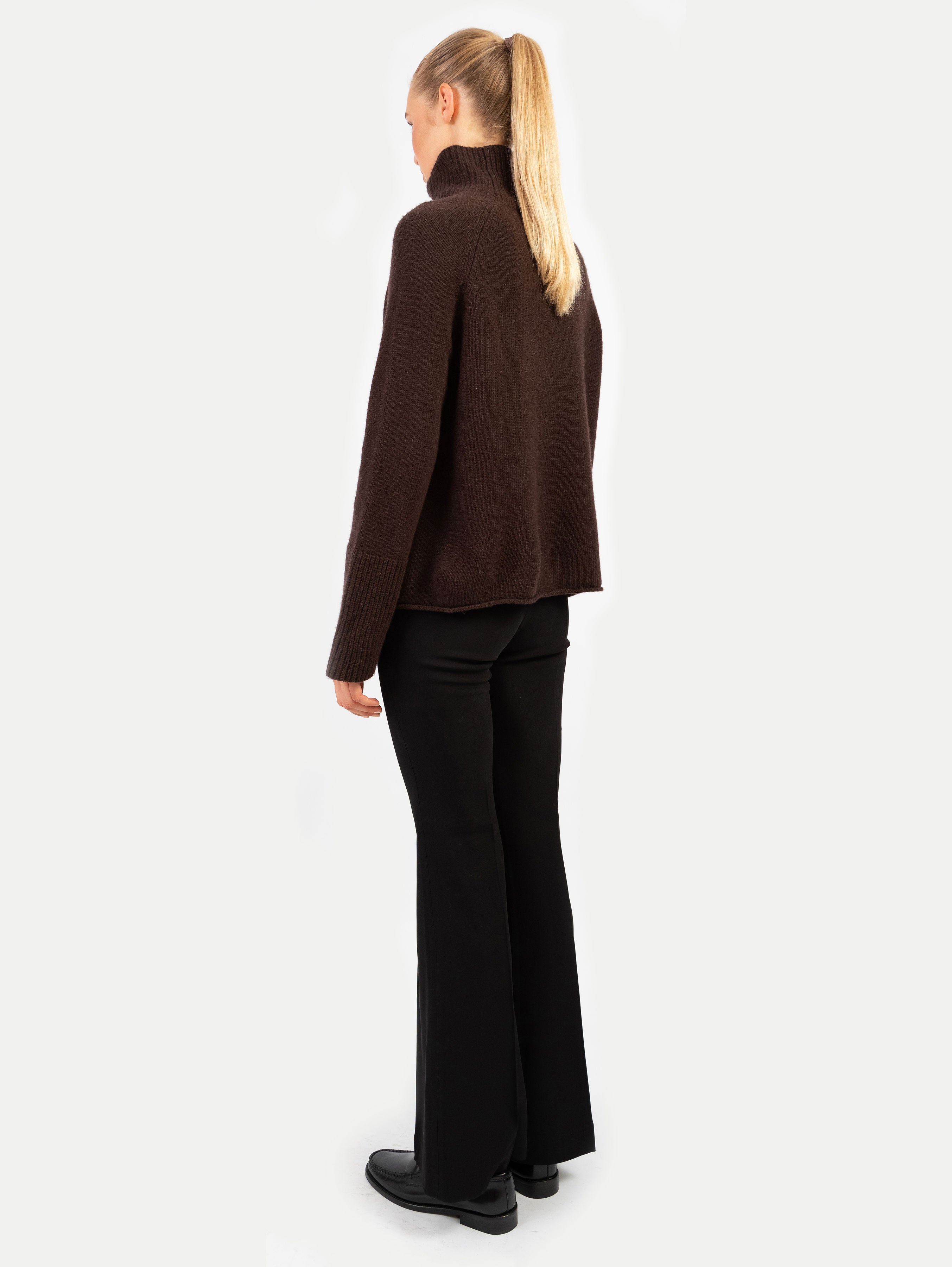 PIPPA SWEATER IN ESPRESSO