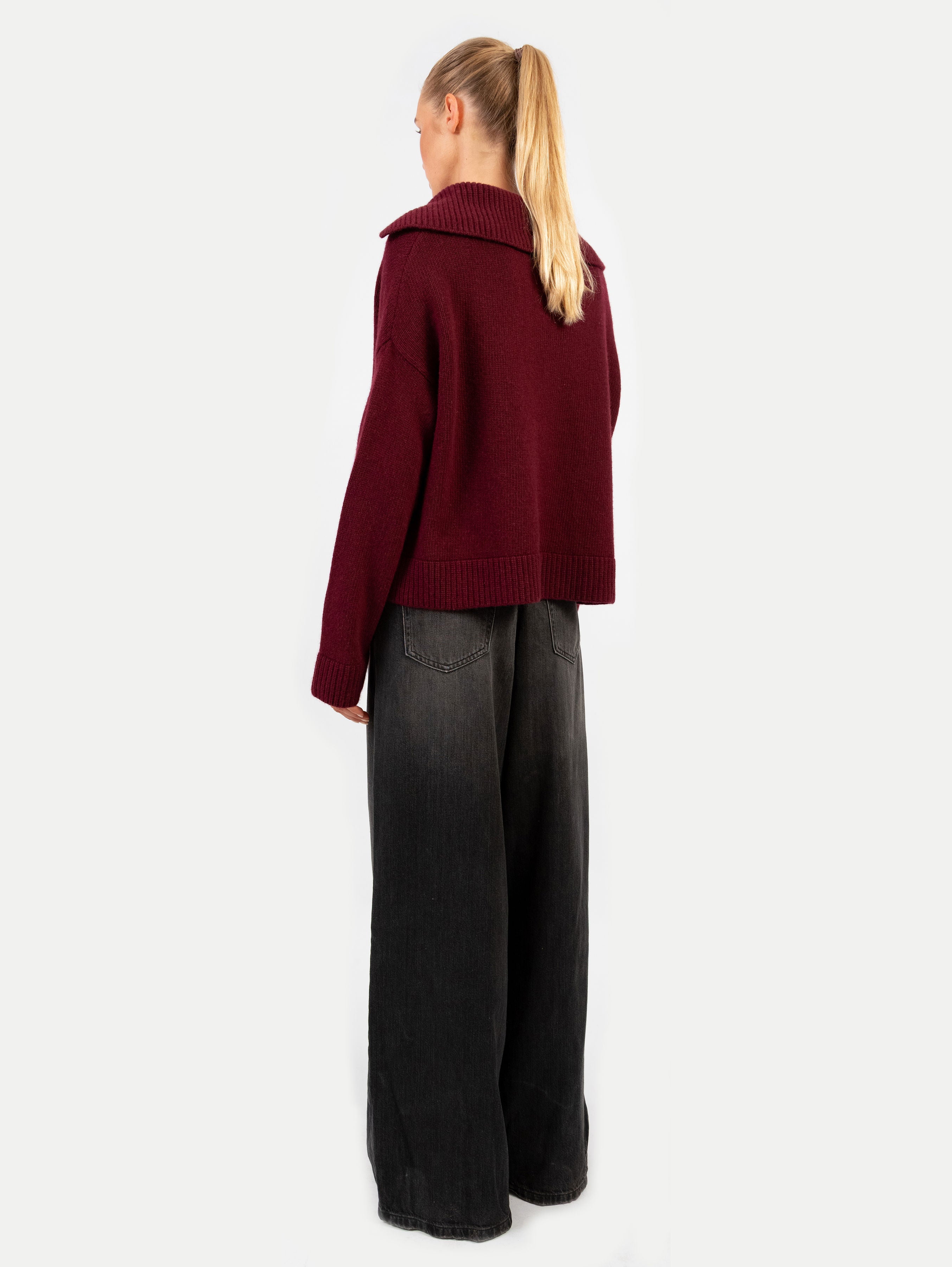 VALENTINE SWEATER IN DARK CHERRY