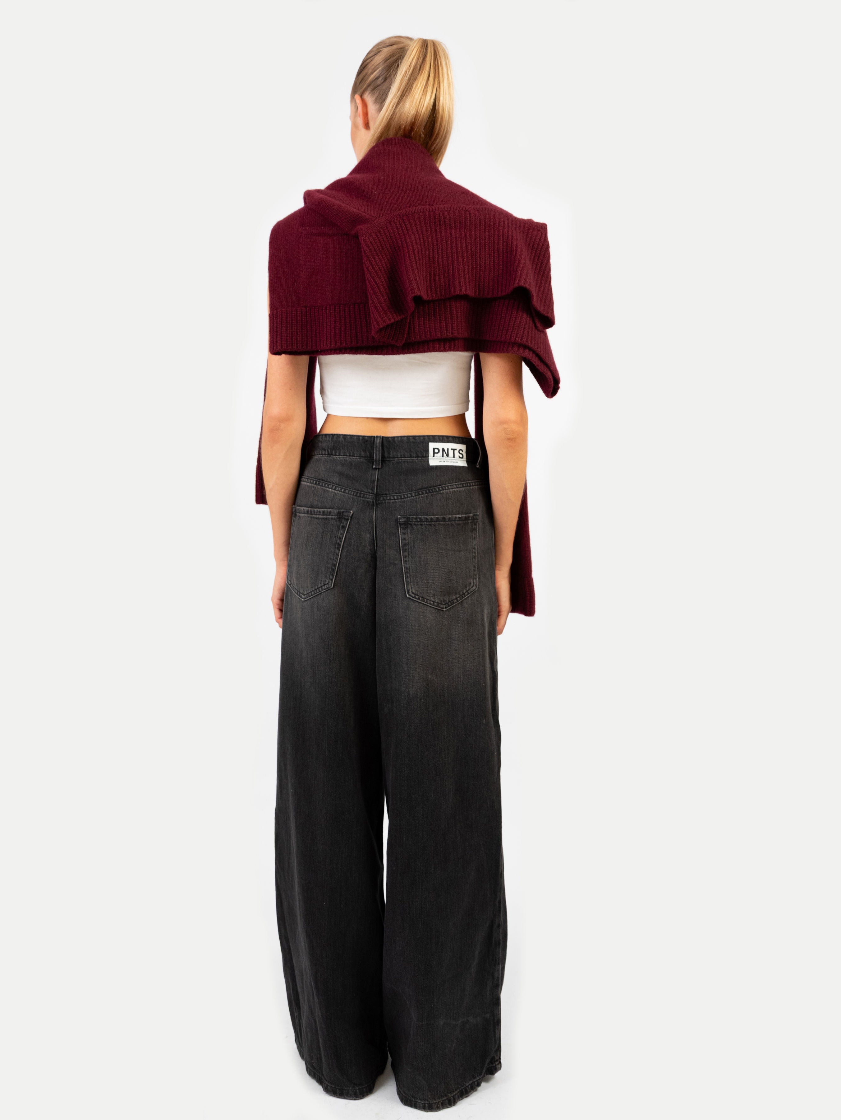 14_GENT JEANS IN DARK GREY