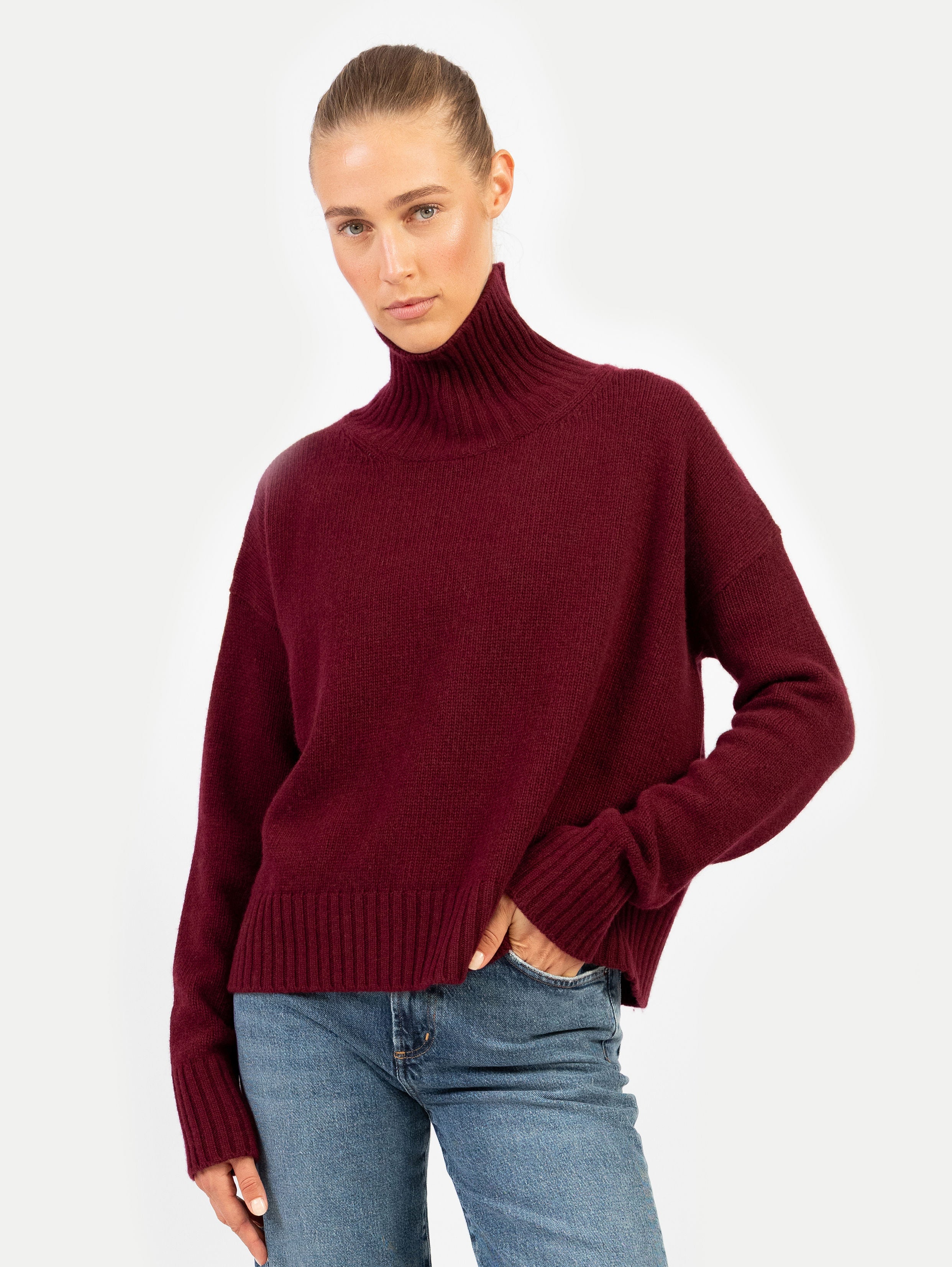 EMMA SWEATER IN DARK CHERRY