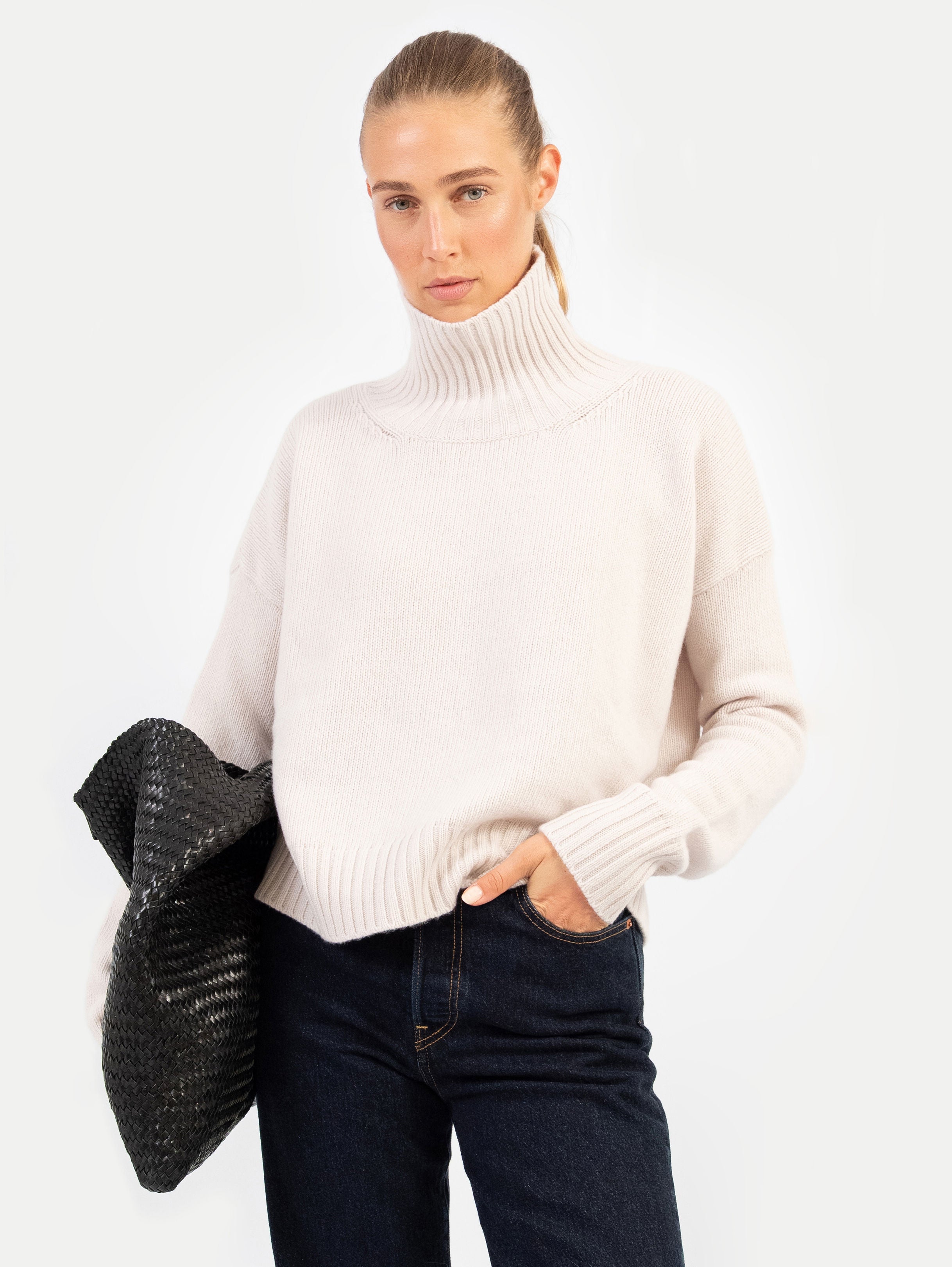 EMMA SWEATER IN SHELL