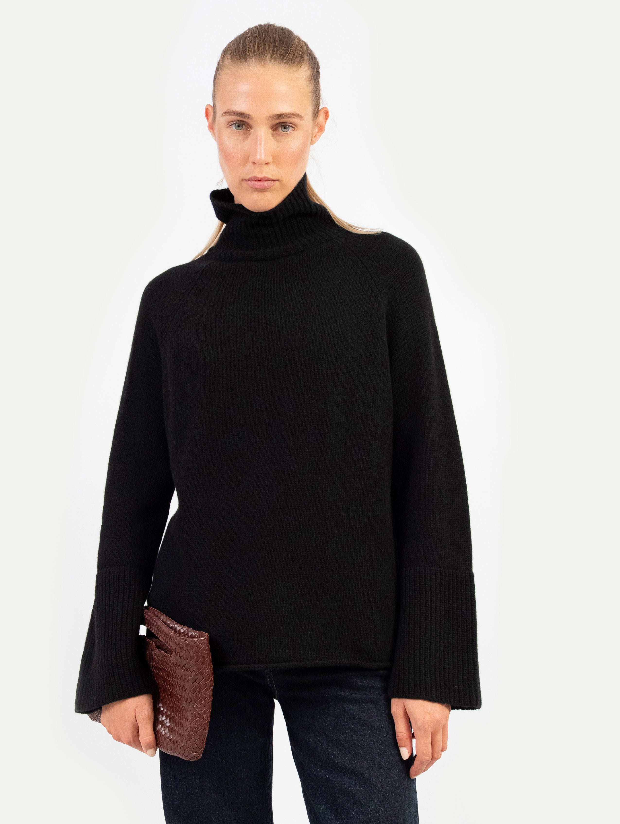 PIPPA SWEATER IN NIGHT