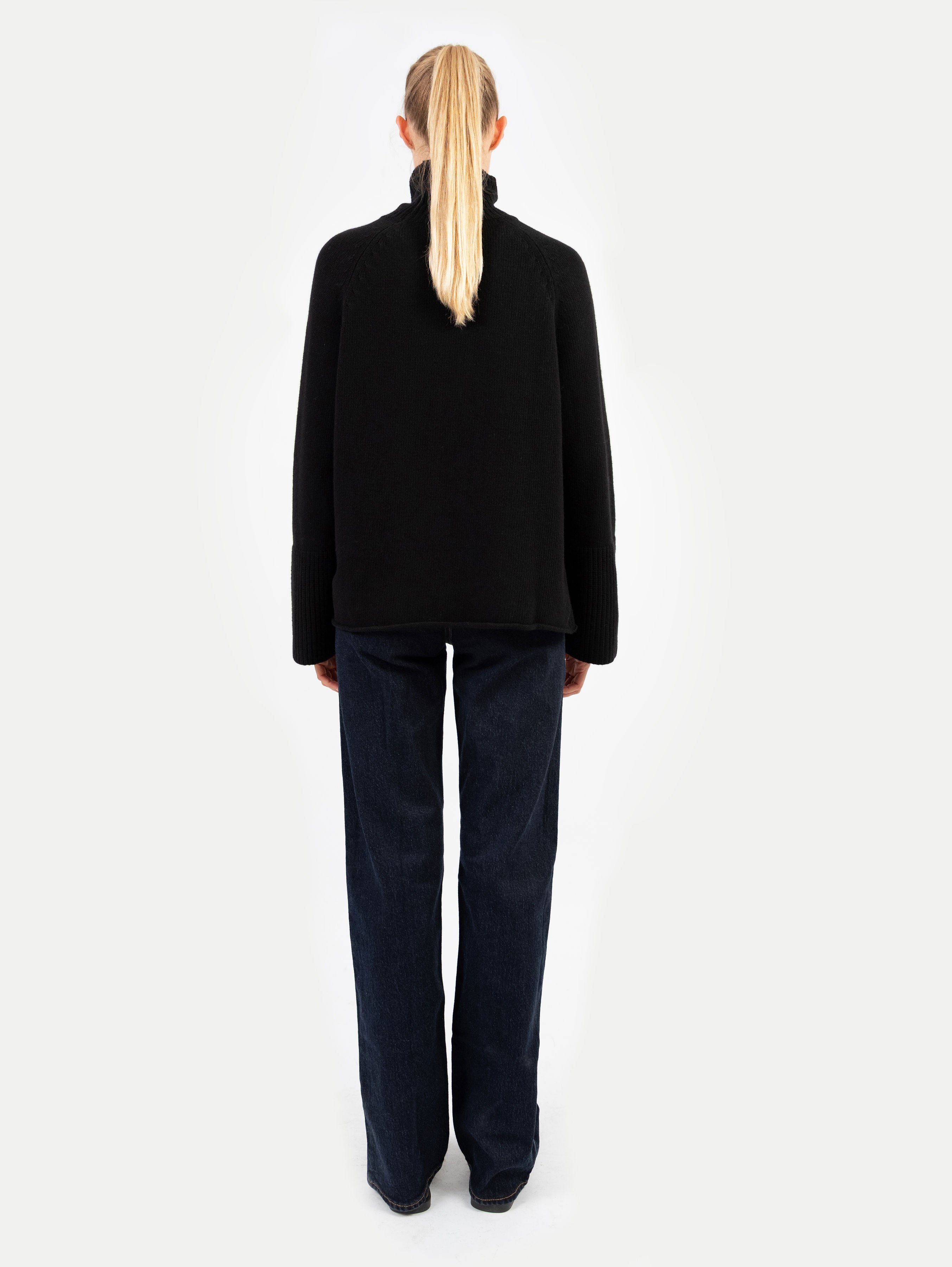 PIPPA SWEATER IN NIGHT