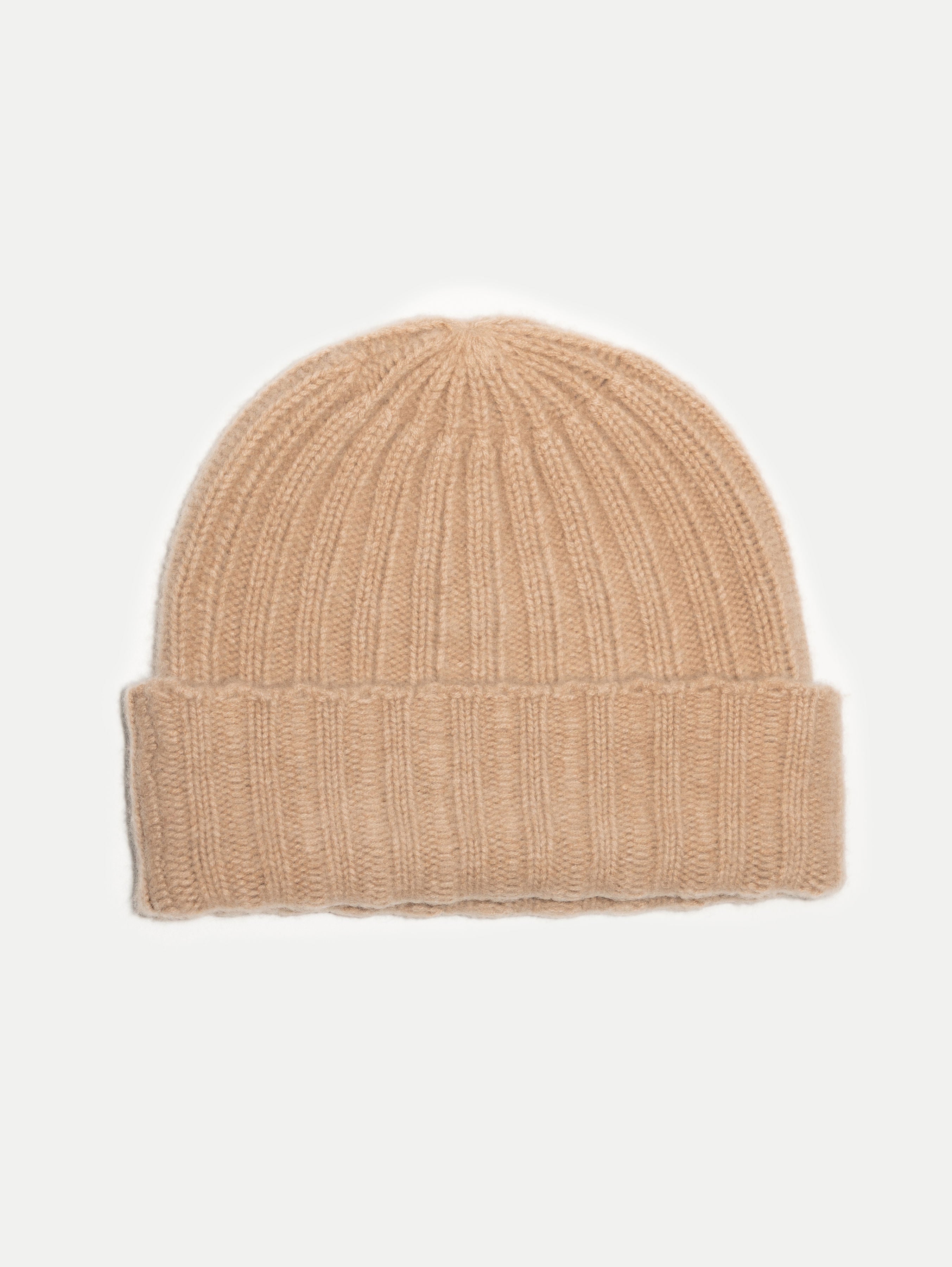 LAURA BEANIE IN TOAST