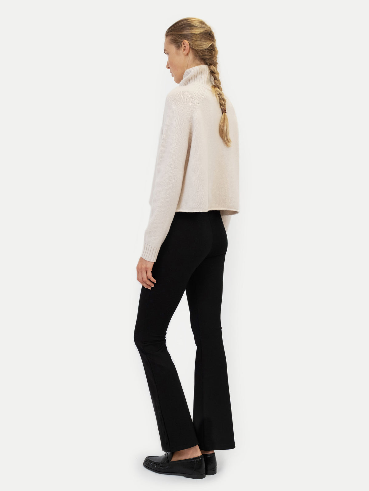 LAURA TURTLENECK IN HONEY OAT