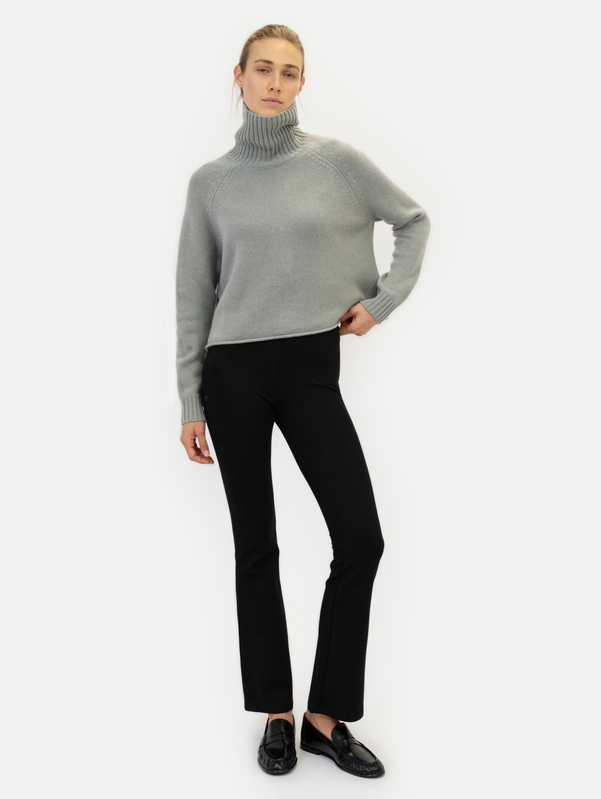 LAURA TURTLENECK IN SAGE