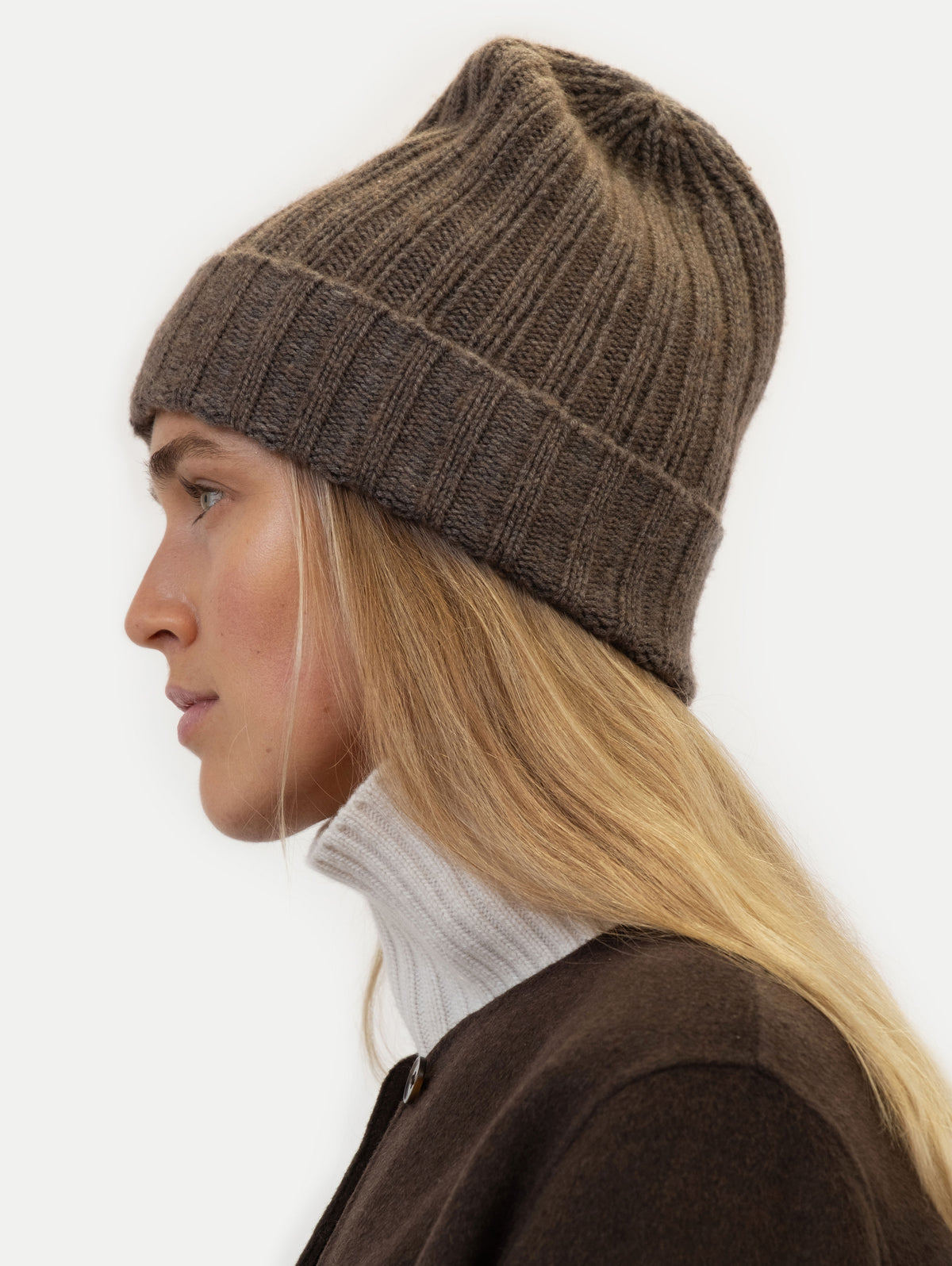 LAURA BEANIE IN NOUGAT