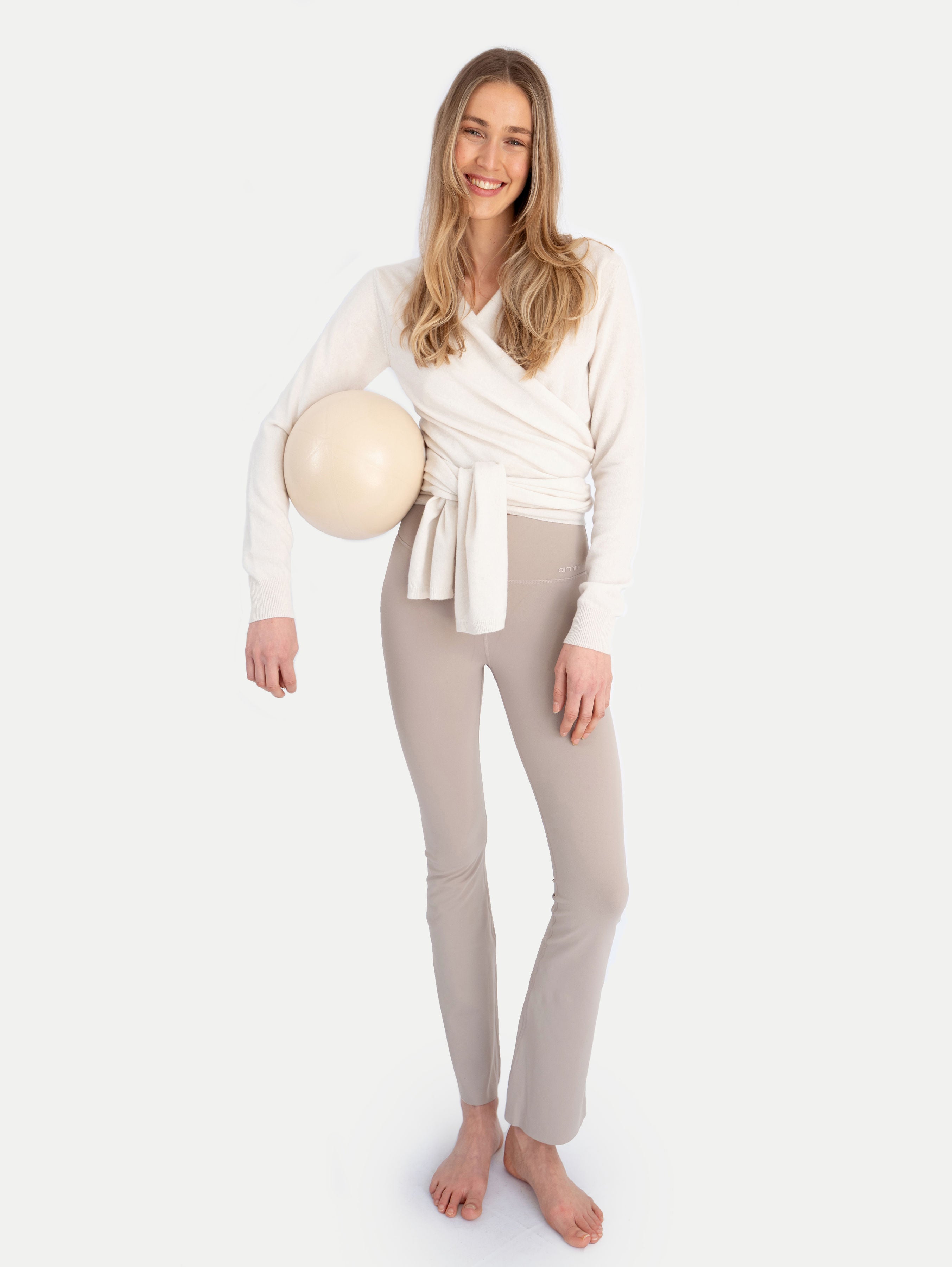 CAPE TOWN BONDI CARDIGAN IN VANILLA
