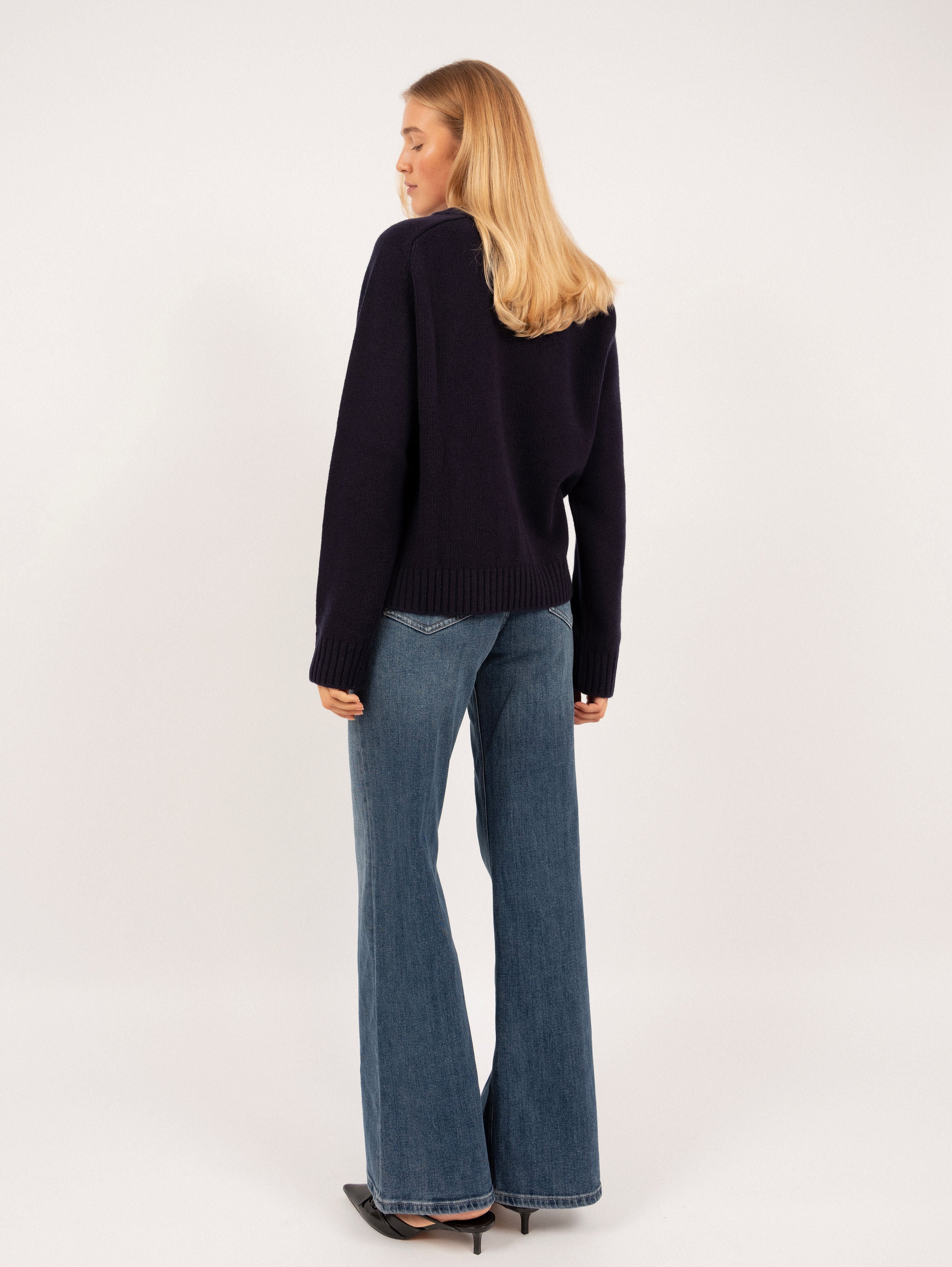 MARY SWEATER IN DEEP BLUE