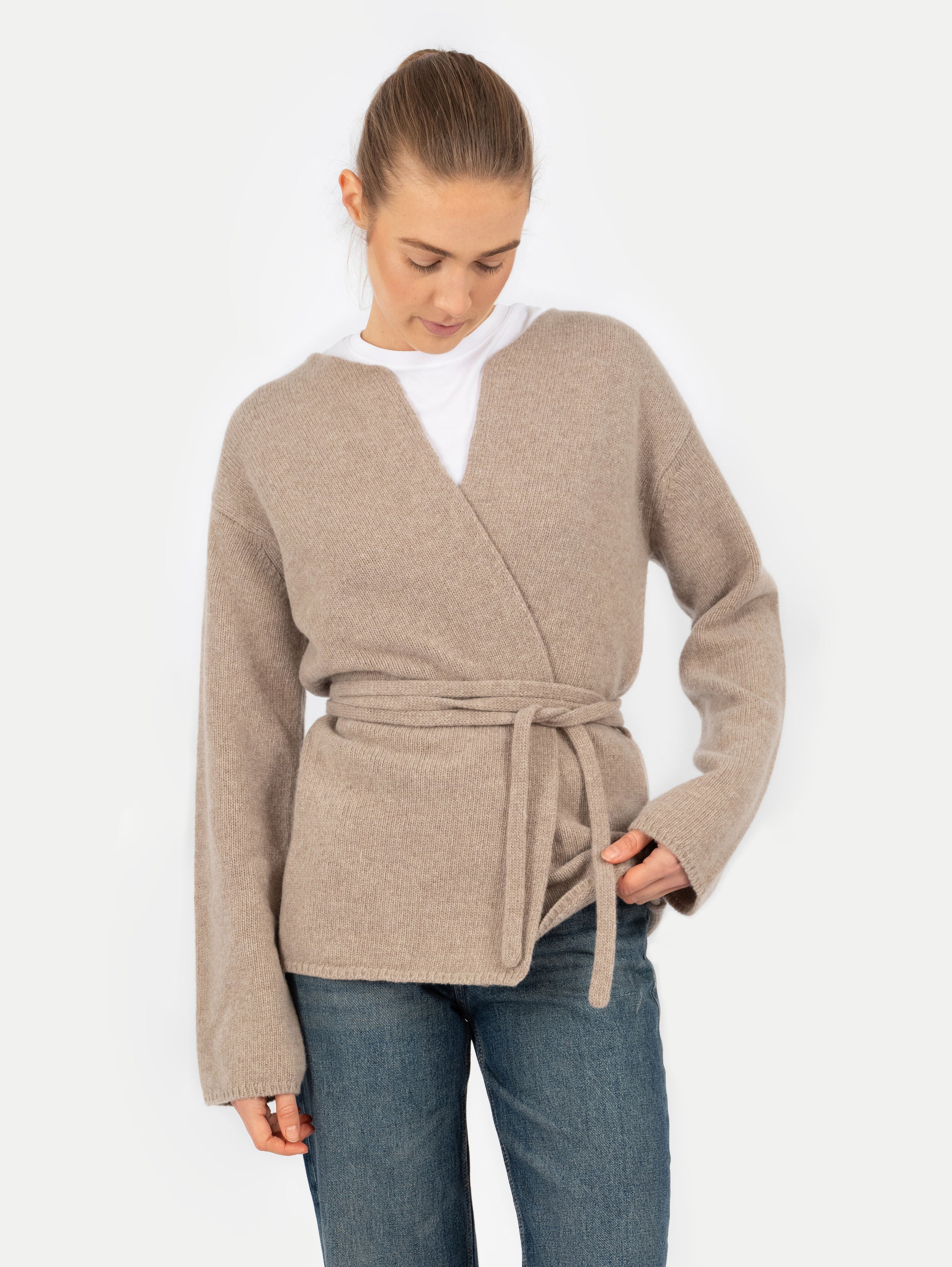 VICTORIA CARDIGAN IN WOOD